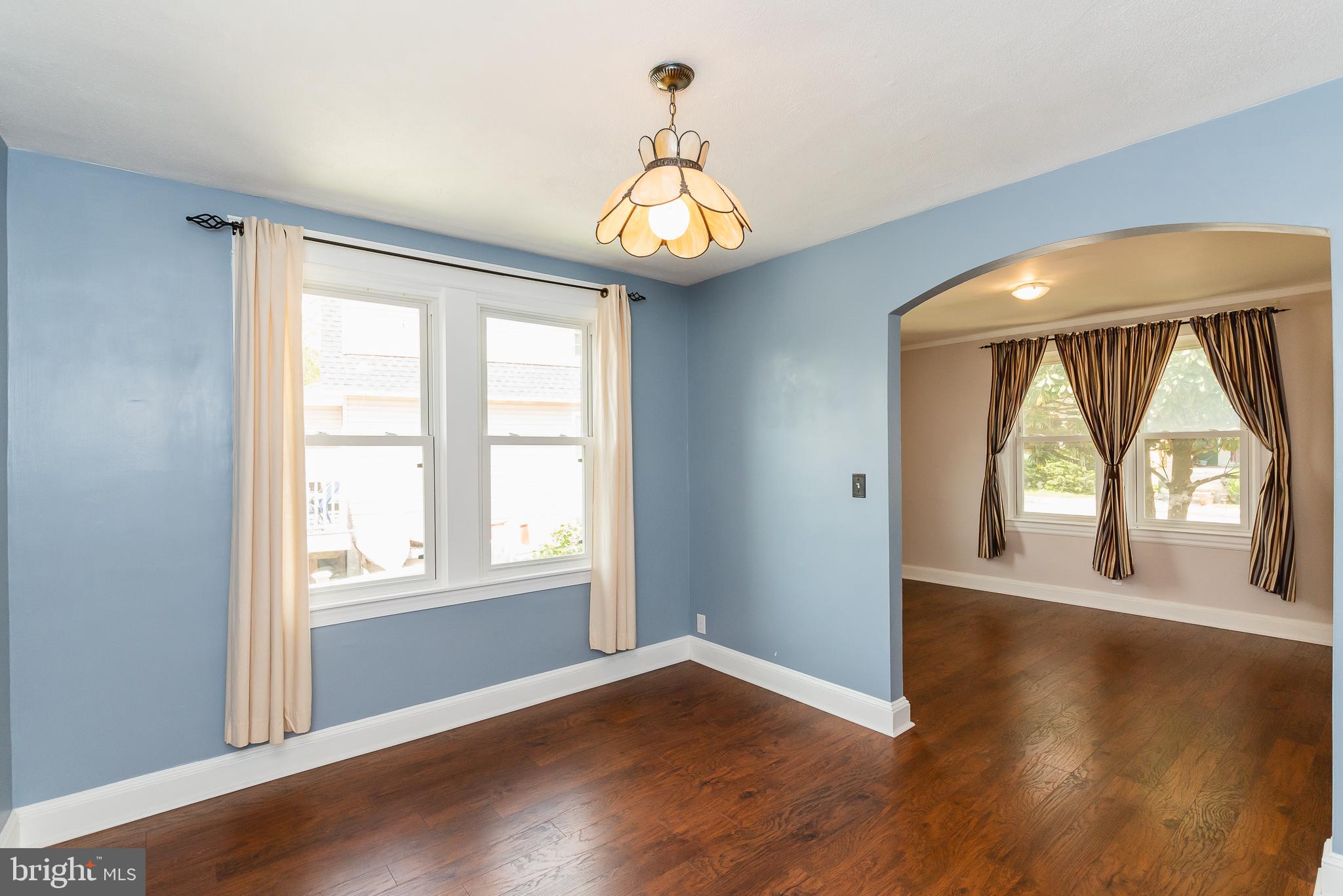 PARKVILLE SUMMIT - Residential