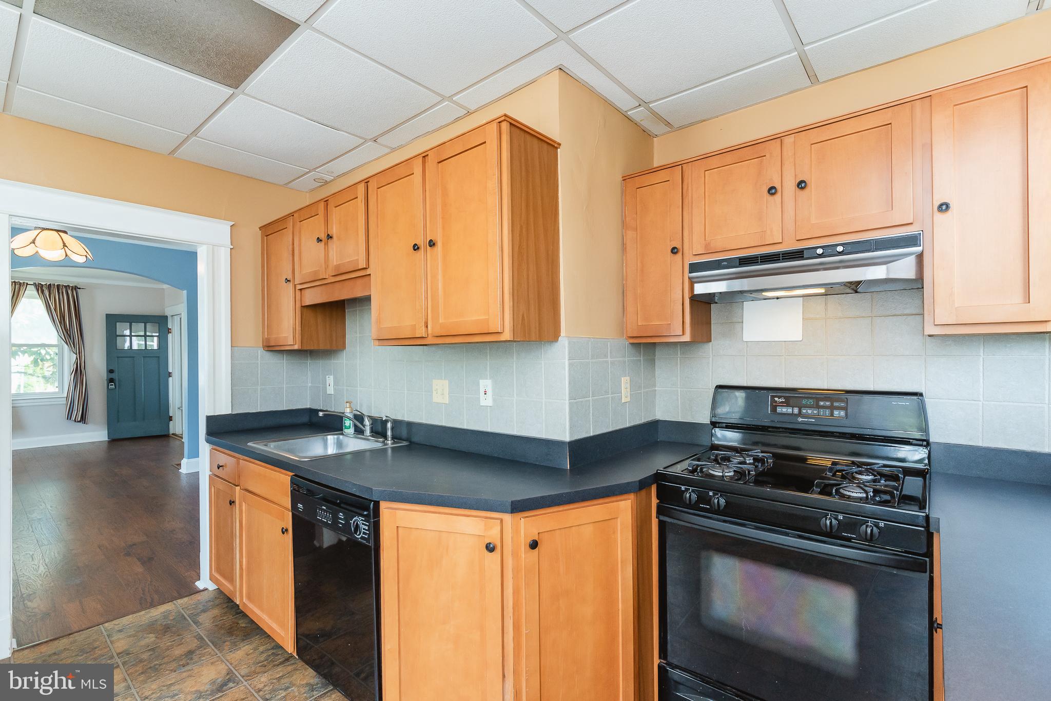 PARKVILLE SUMMIT - Residential