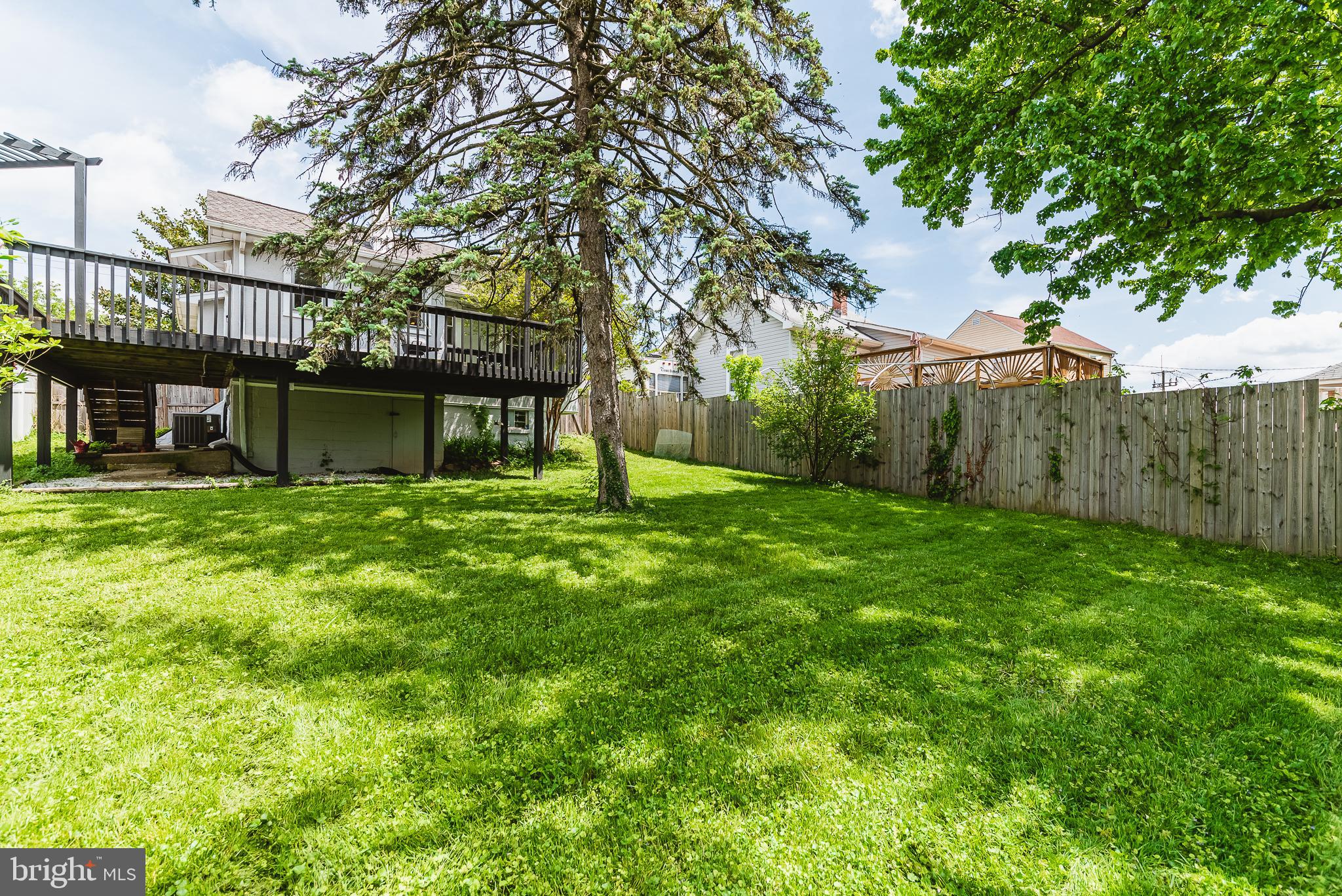 PARKVILLE SUMMIT - Residential