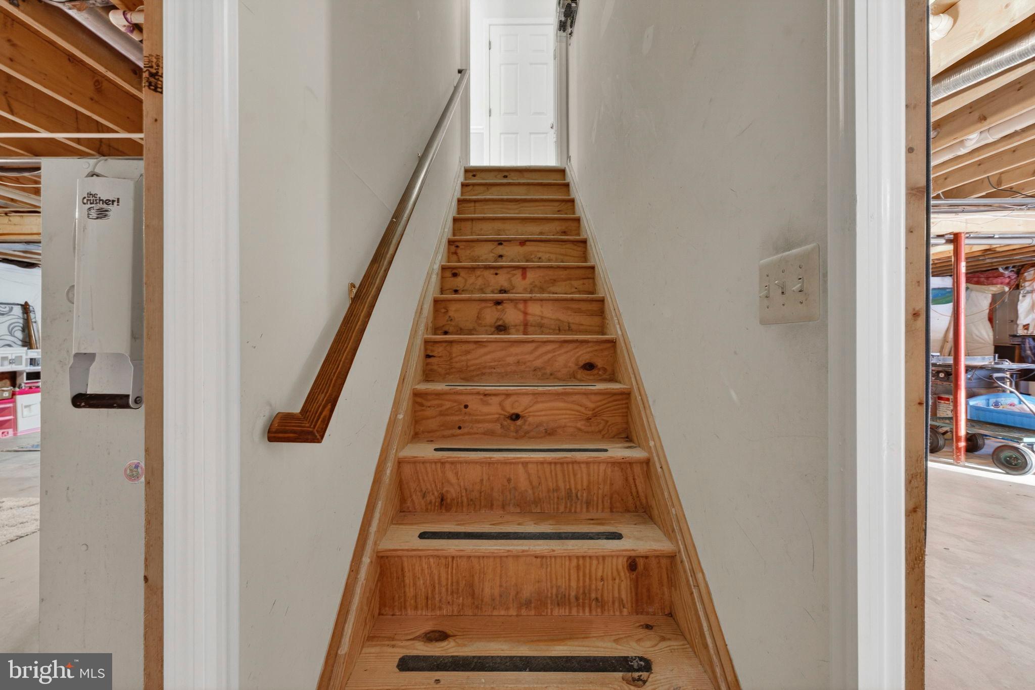 INDIAN RUN ESTATES - Residential