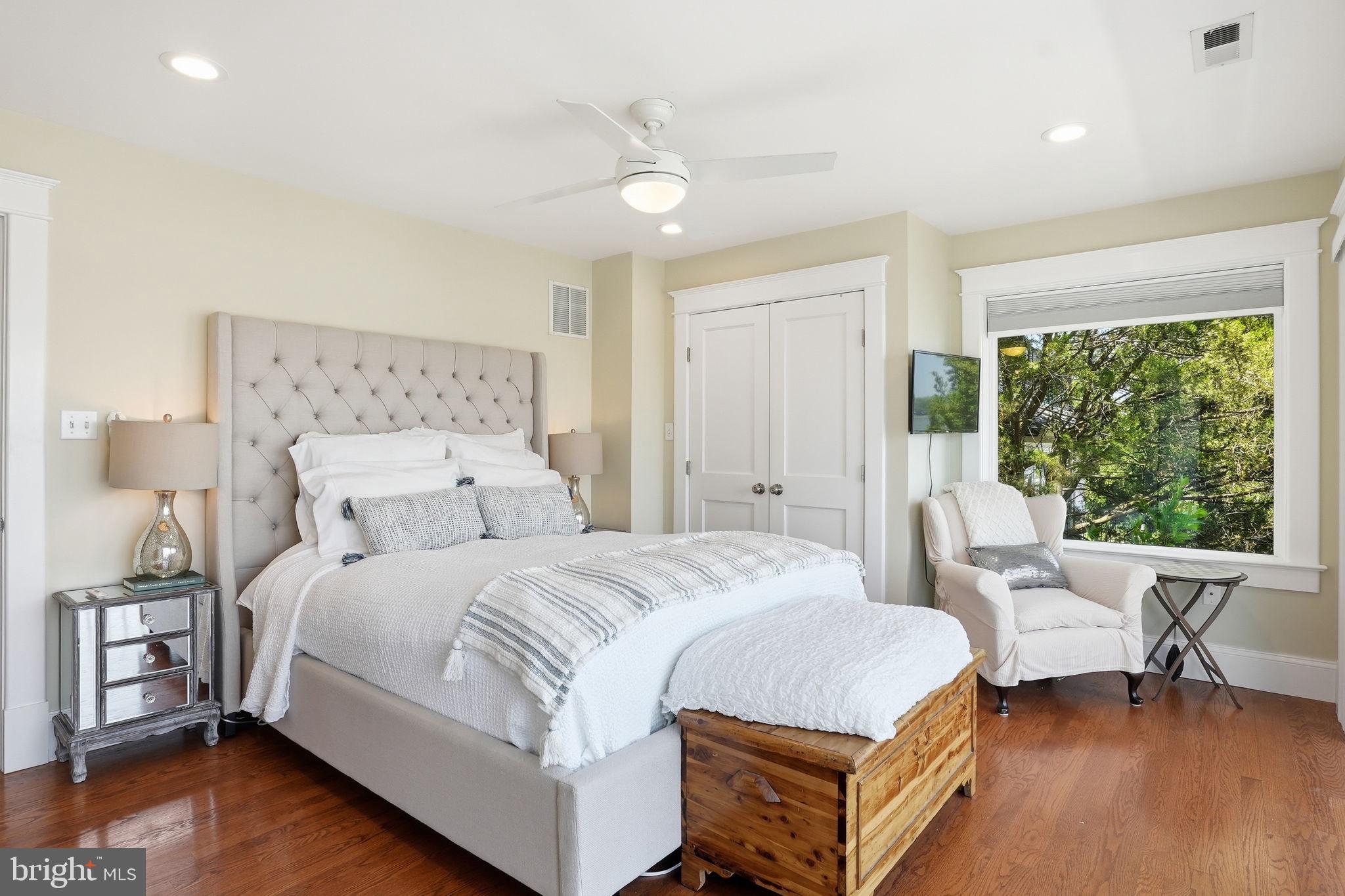 CHALK POINT - Residential