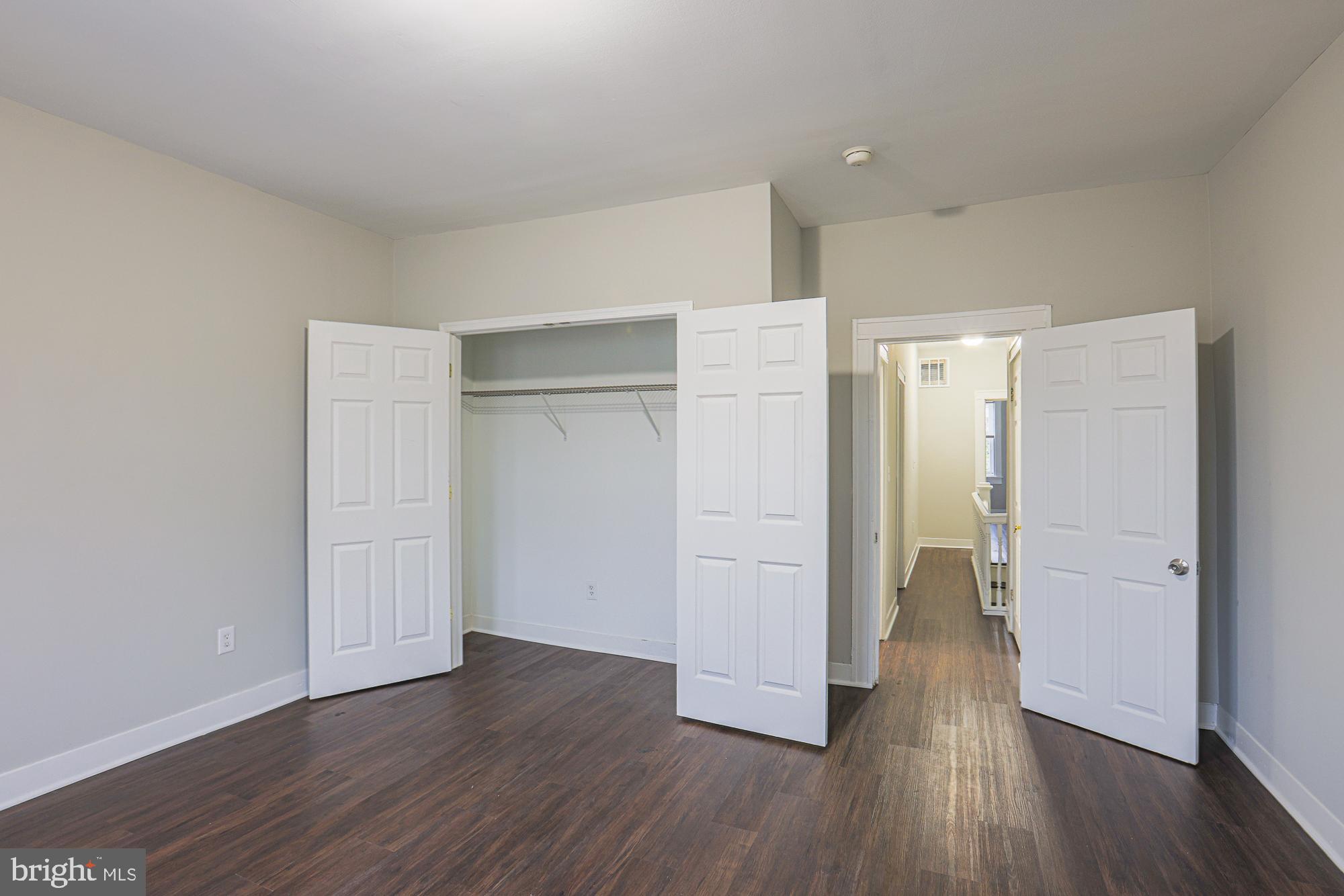 EVERGREEN LAWN - Residential