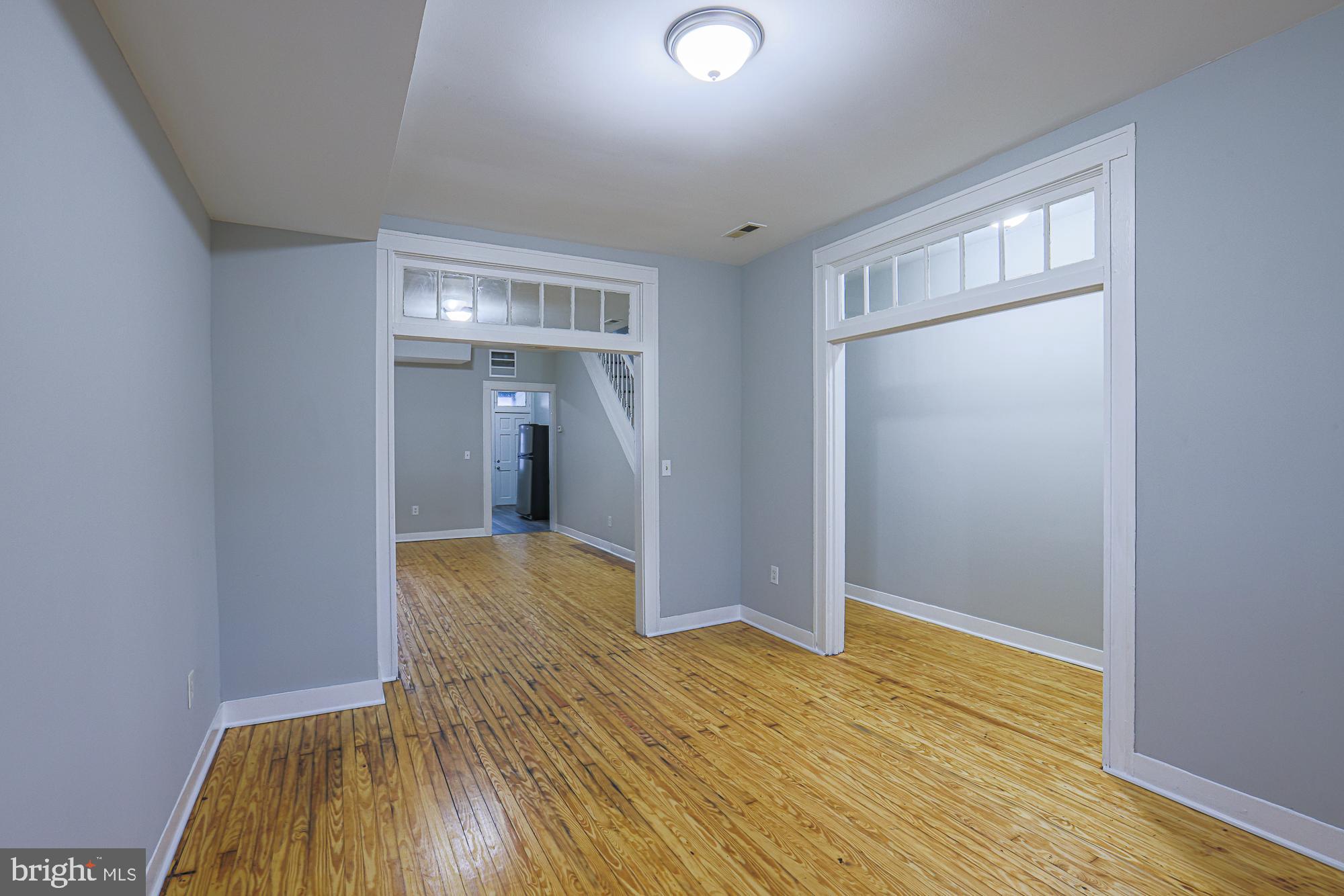 EVERGREEN LAWN - Residential