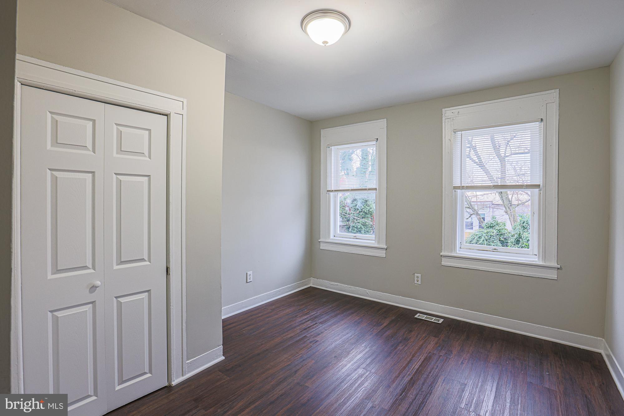 EVERGREEN LAWN - Residential