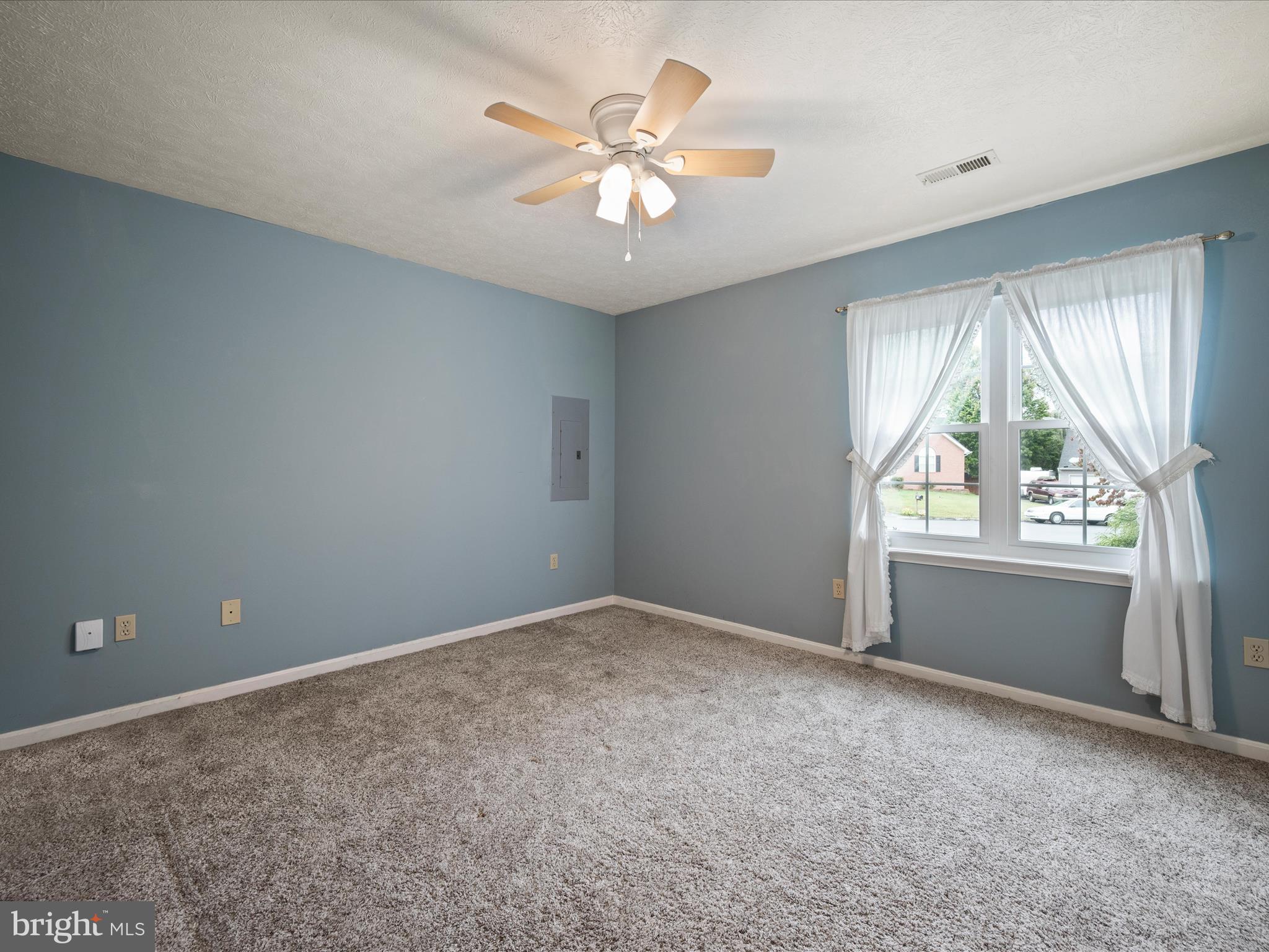 JEFFERSON VILLAGE - Residential Lease