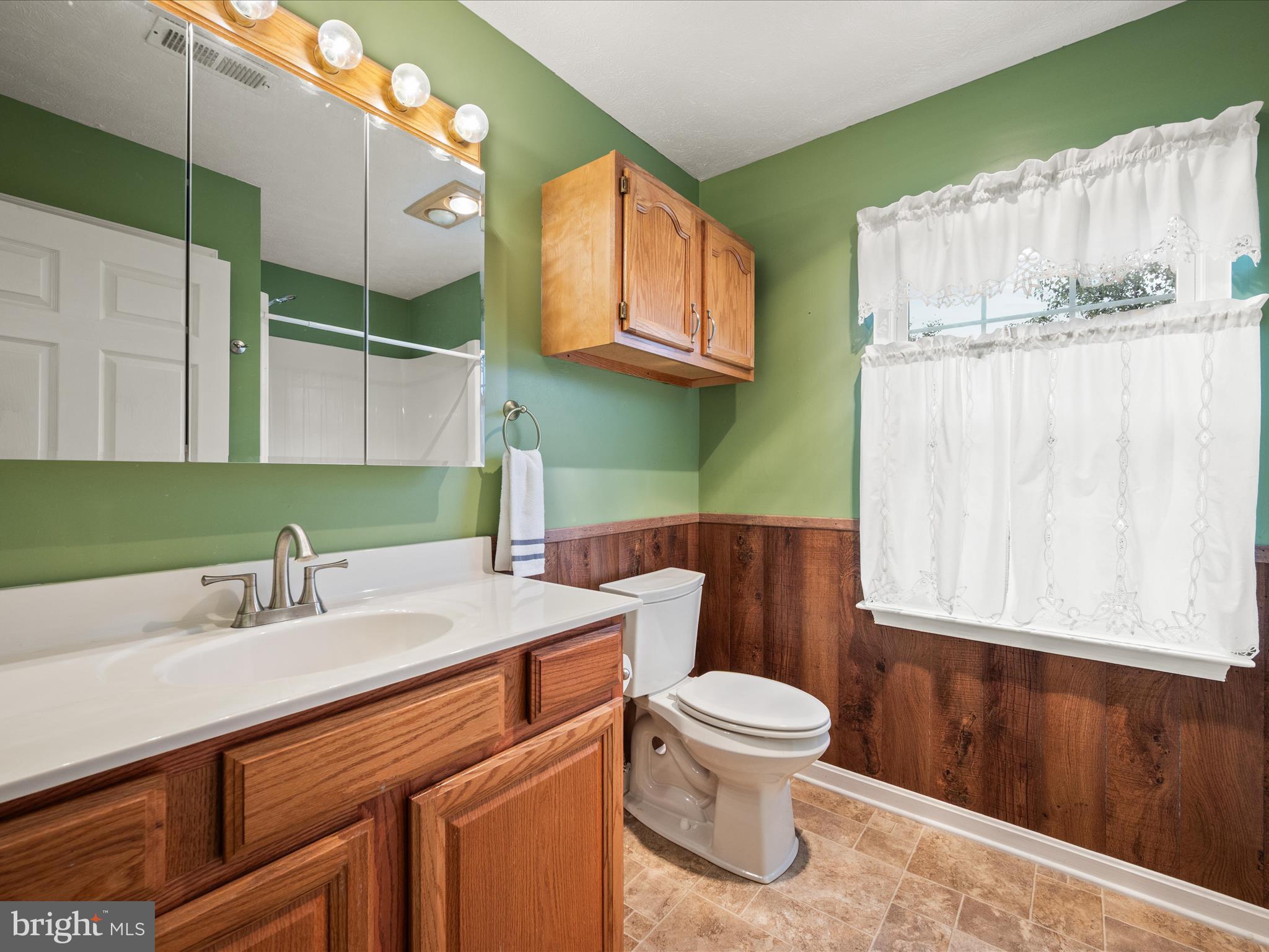 JEFFERSON VILLAGE - Residential Lease