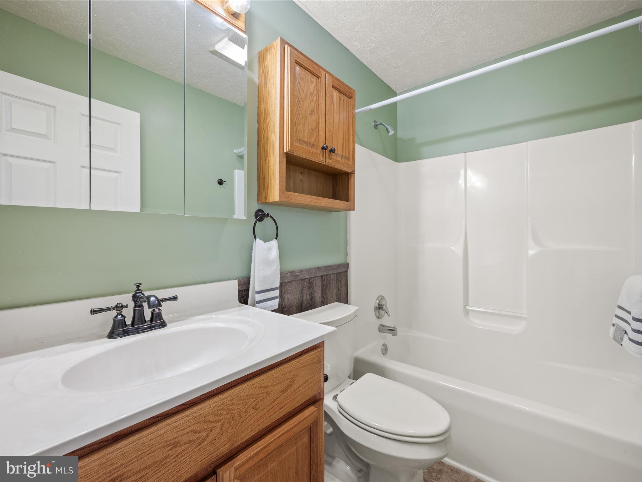 JEFFERSON VILLAGE - Residential Lease