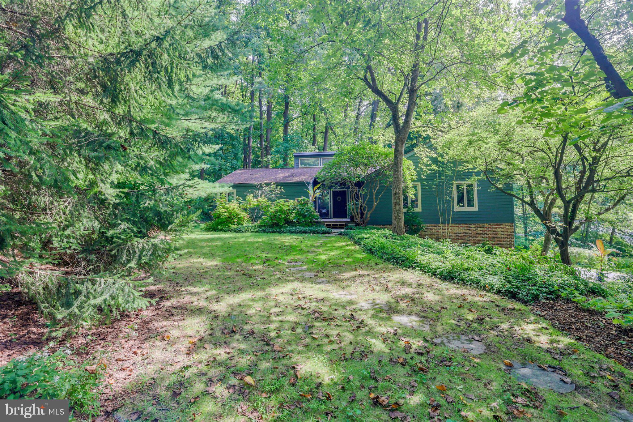 10 CINNAMON DRIVE