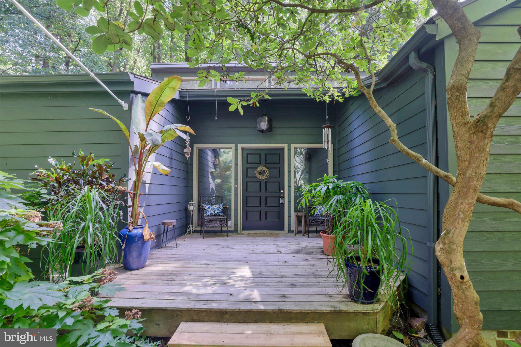 10 CINNAMON DRIVE