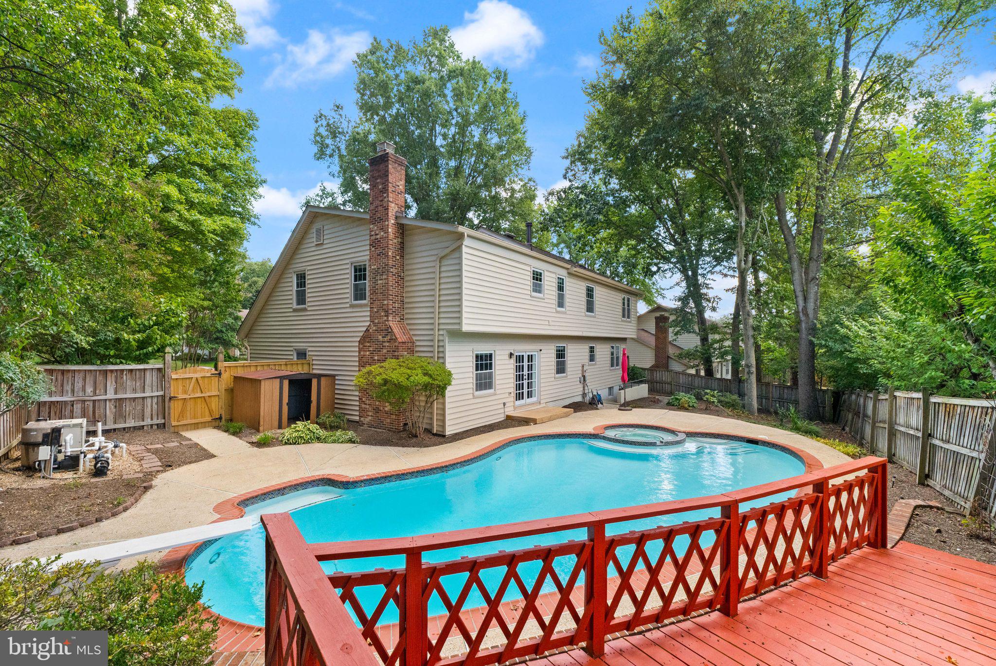 GEORGE MASON FOREST - Residential