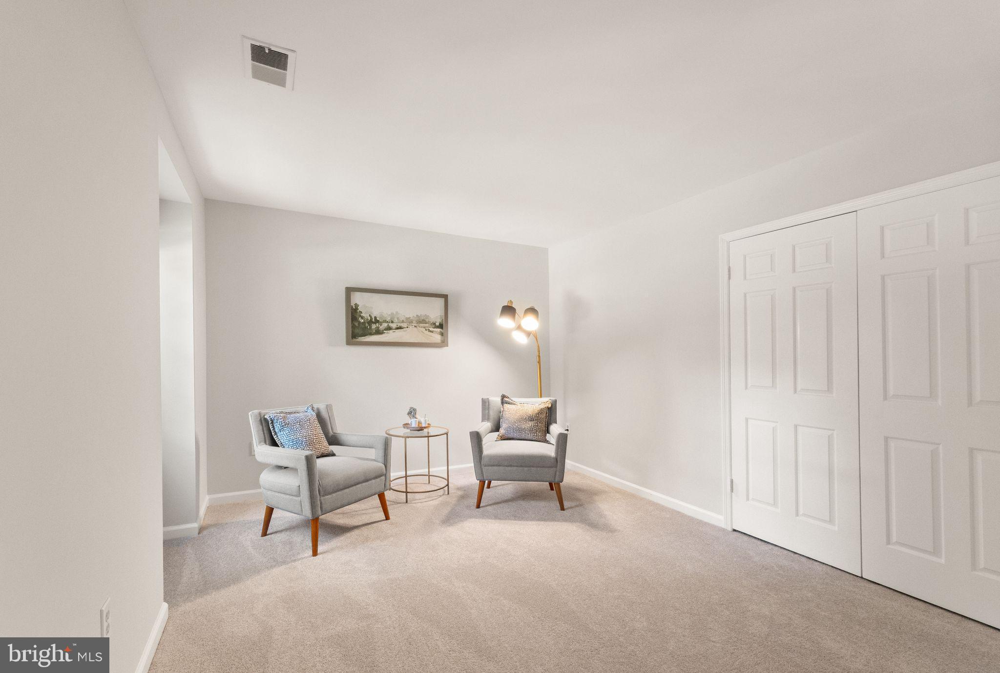 GEORGE MASON FOREST - Residential