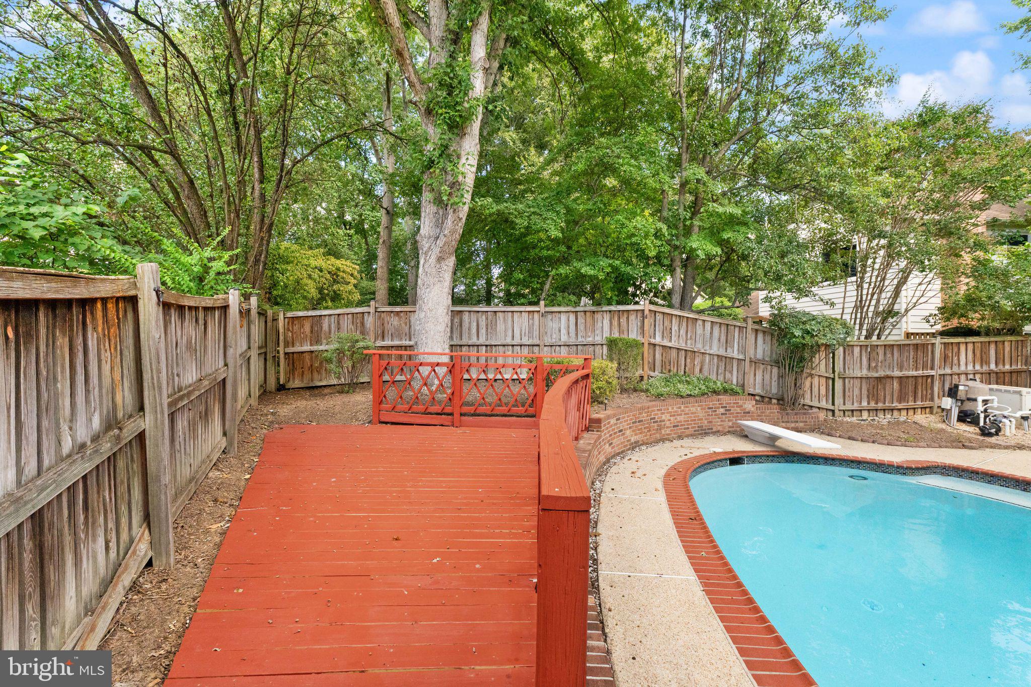 GEORGE MASON FOREST - Residential