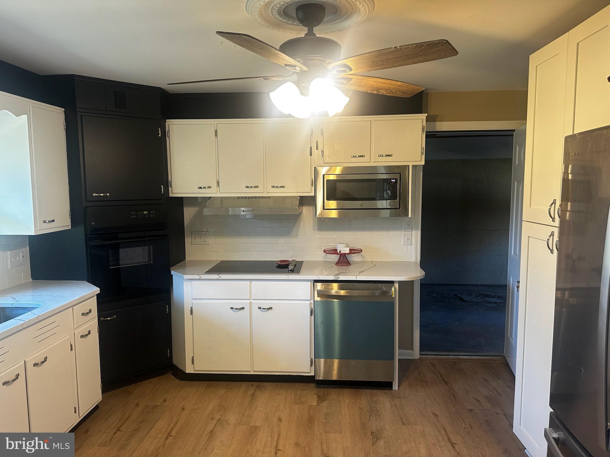 ELIZABETHTOWN BOROUGH - Residential