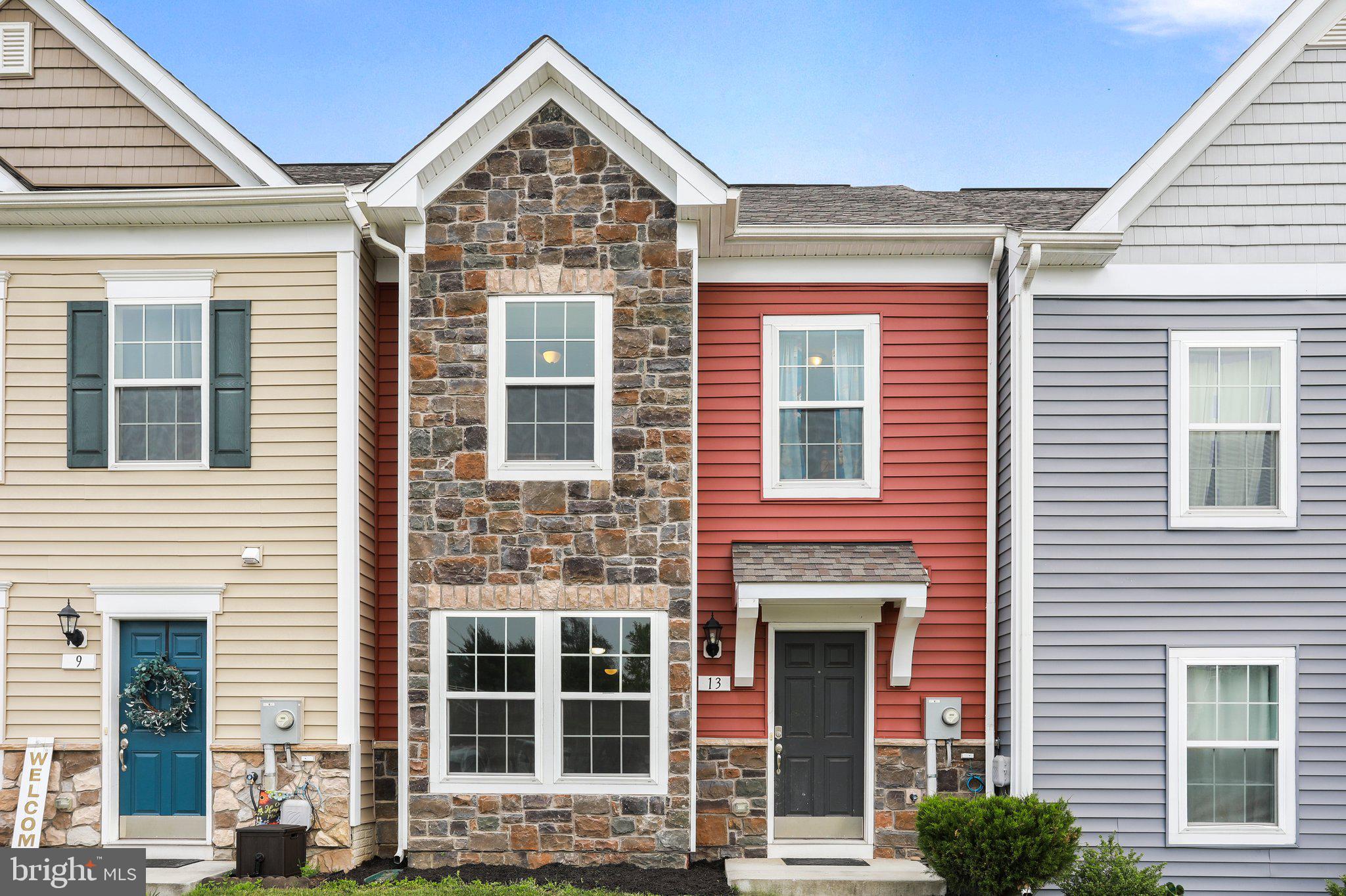 MCCAULEY CROSSING - Residential