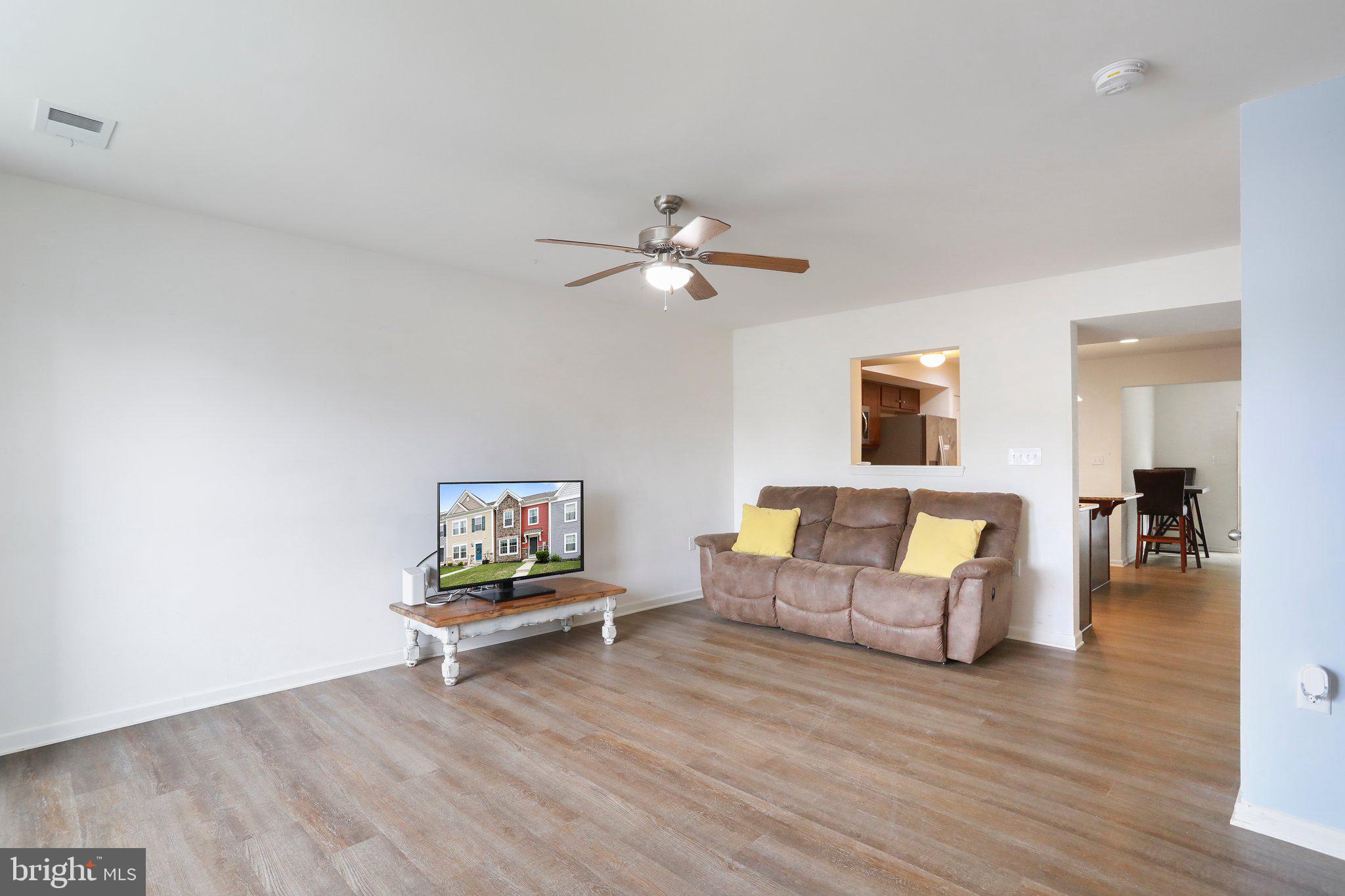 MCCAULEY CROSSING - Residential