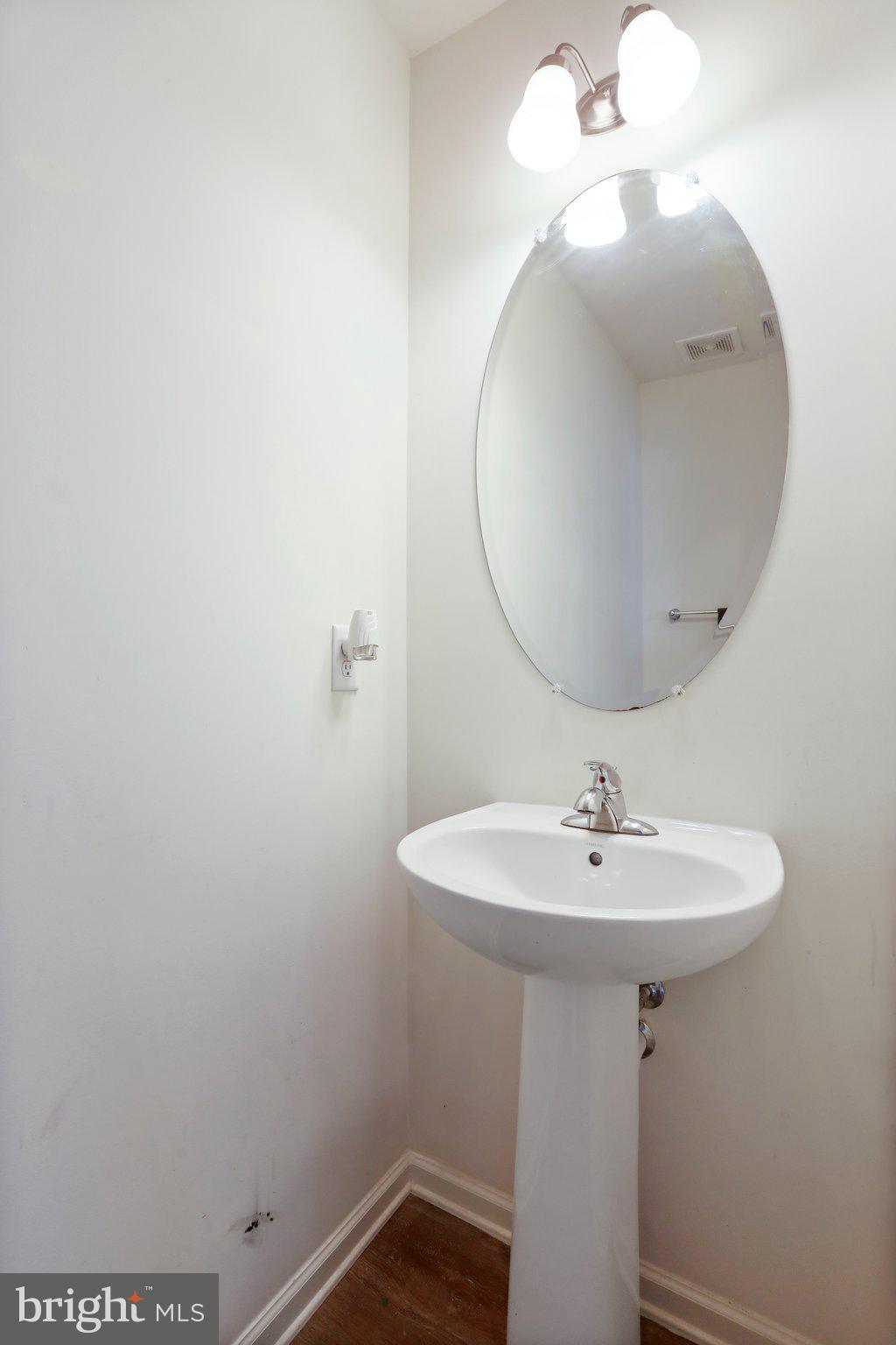 MCCAULEY CROSSING - Residential