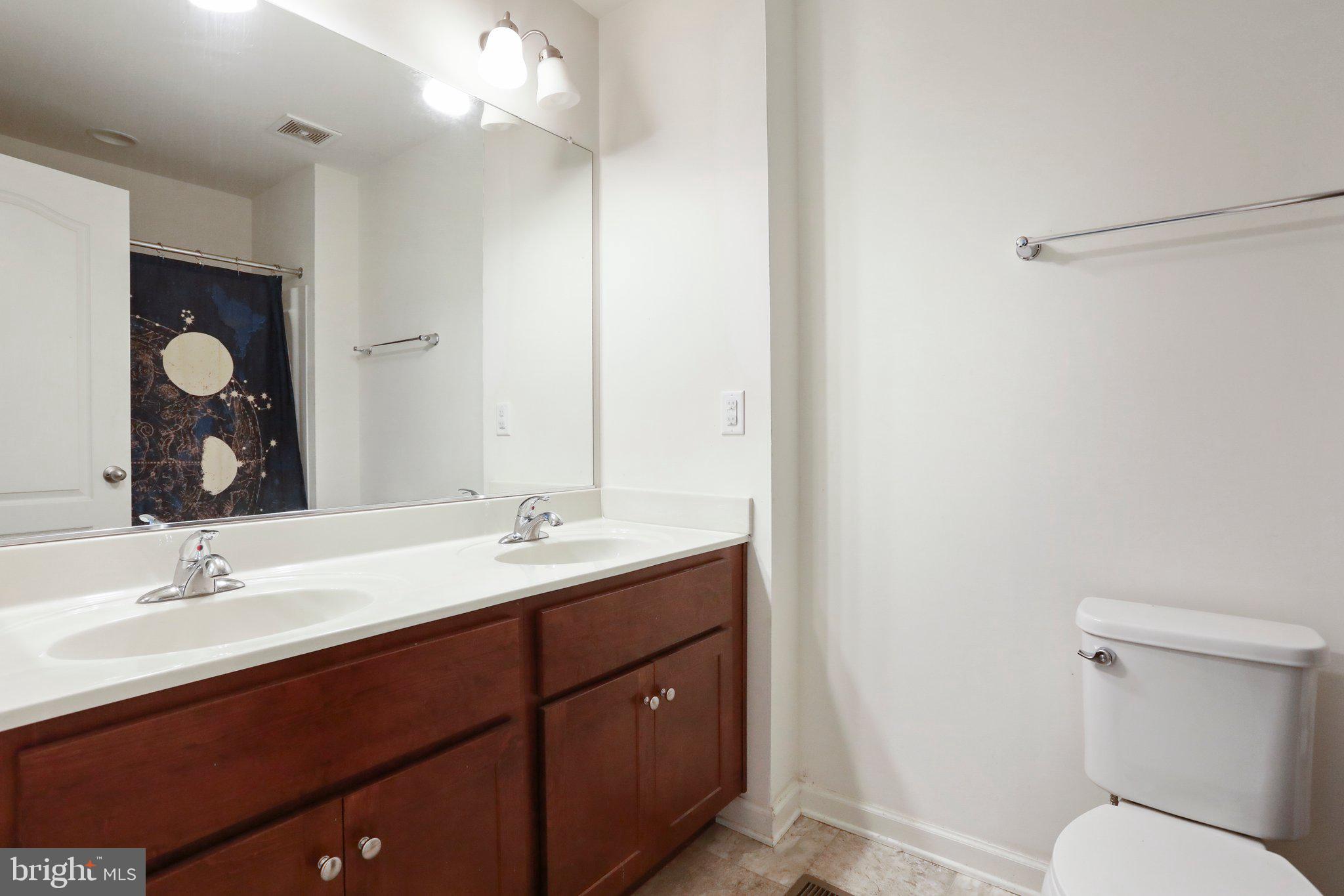 MCCAULEY CROSSING - Residential