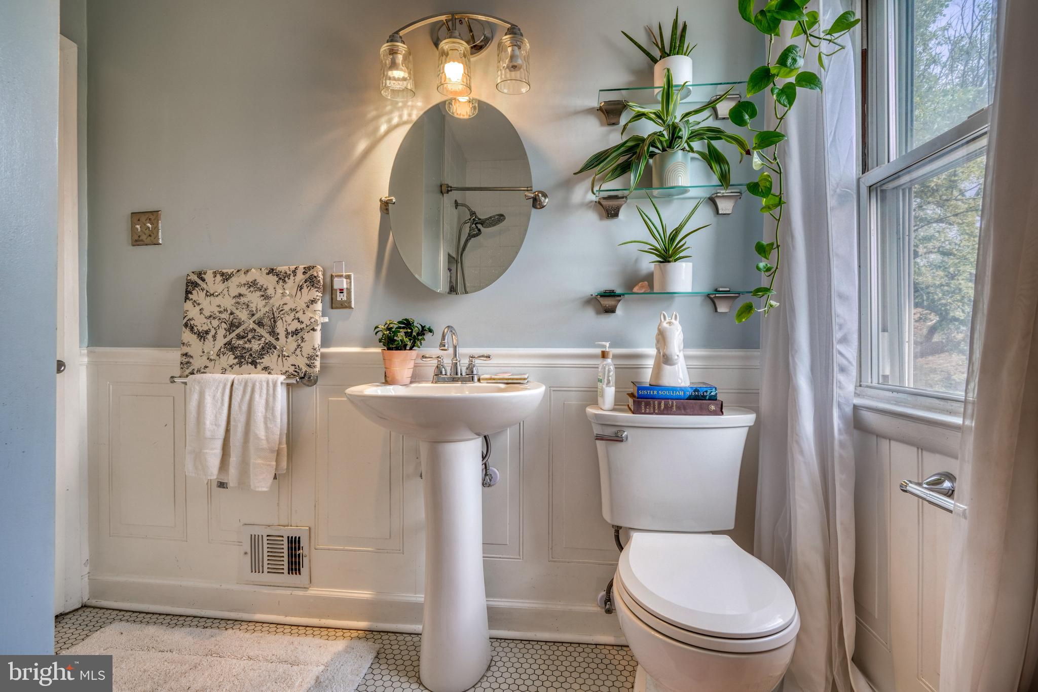 GLEN OAKS - Residential