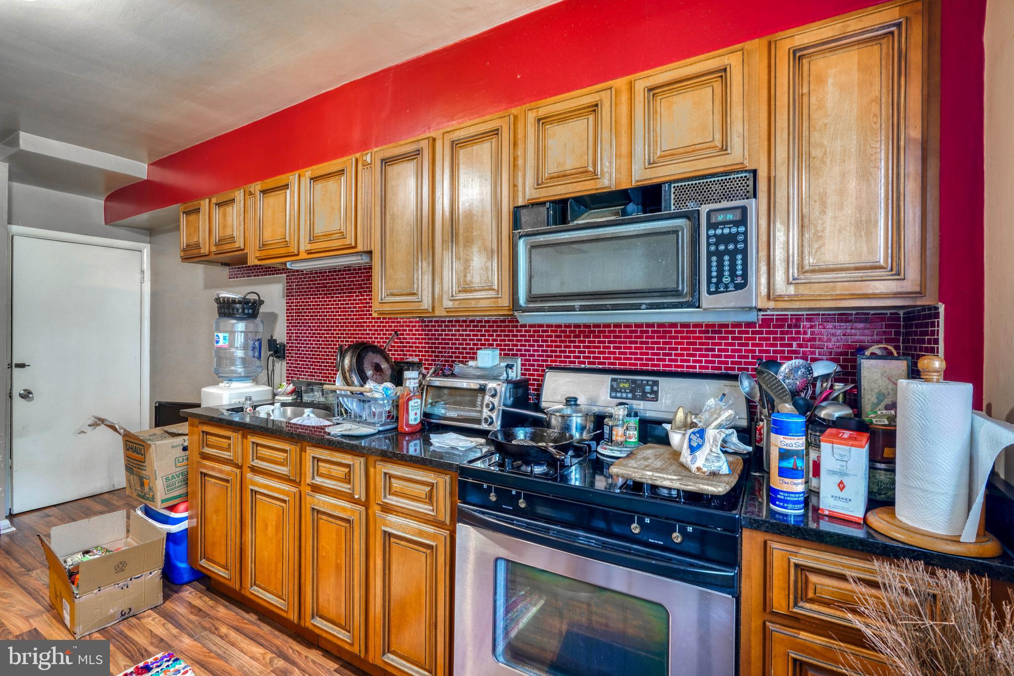 GLEN OAKS - Residential