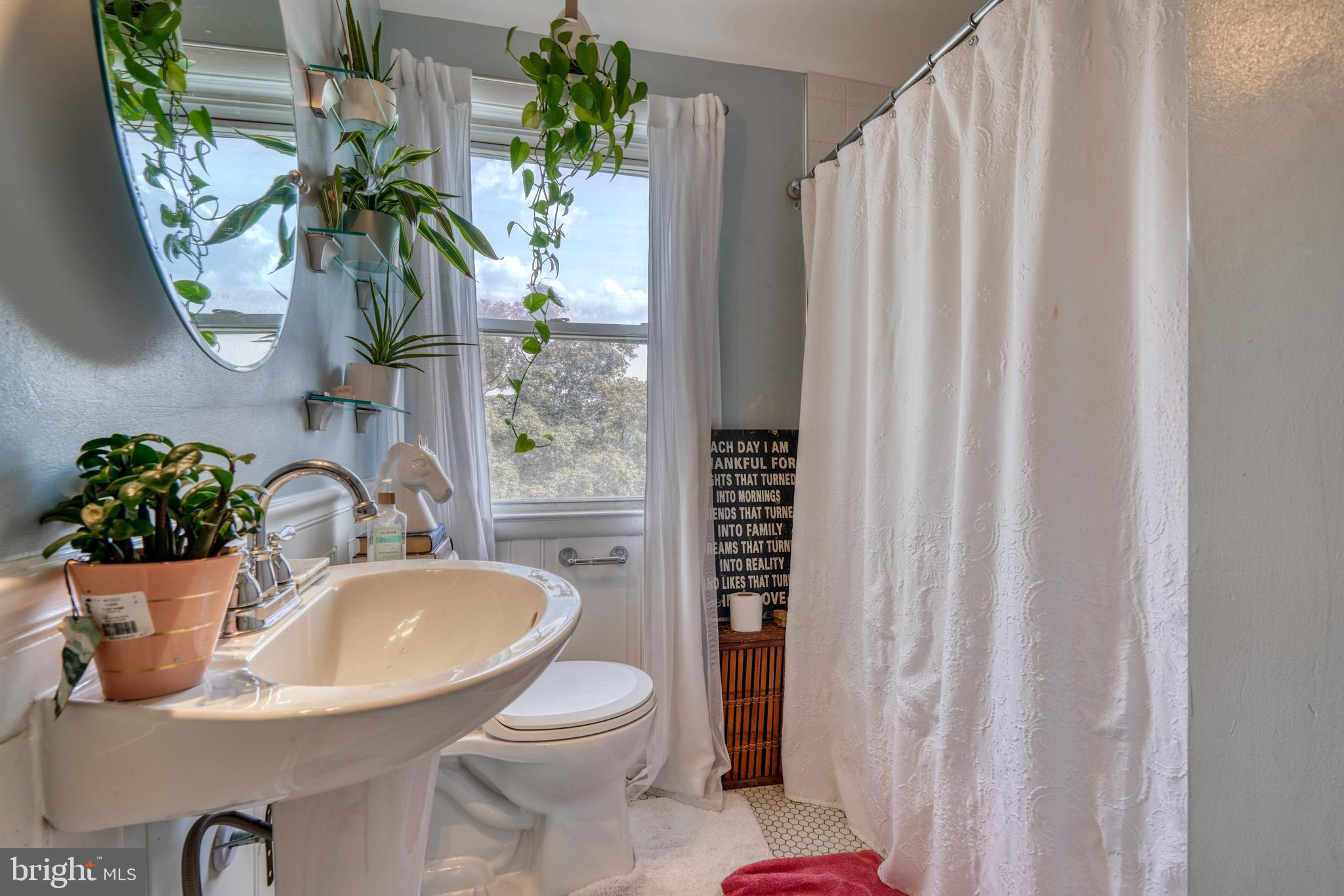 GLEN OAKS - Residential