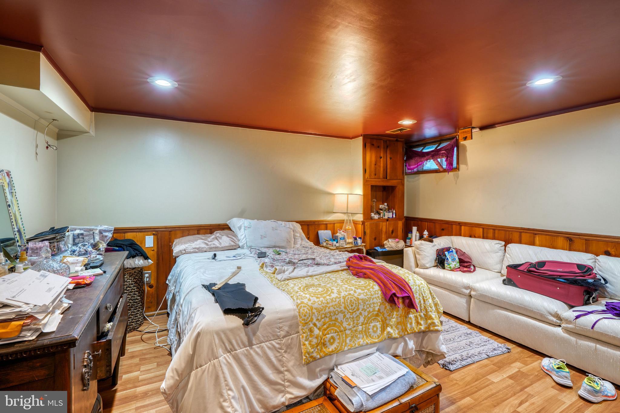 GLEN OAKS - Residential