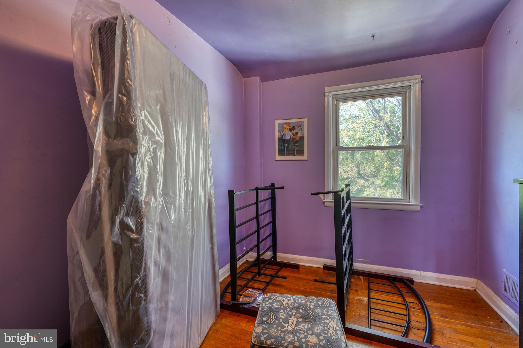 GLEN OAKS - Residential