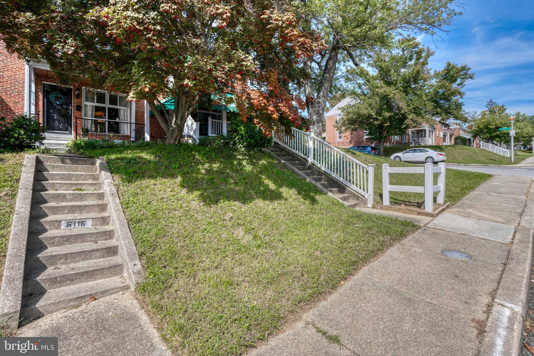 GLEN OAKS - Residential