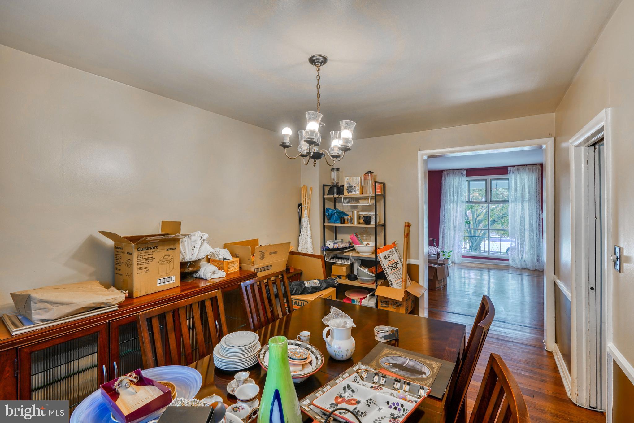 GLEN OAKS - Residential