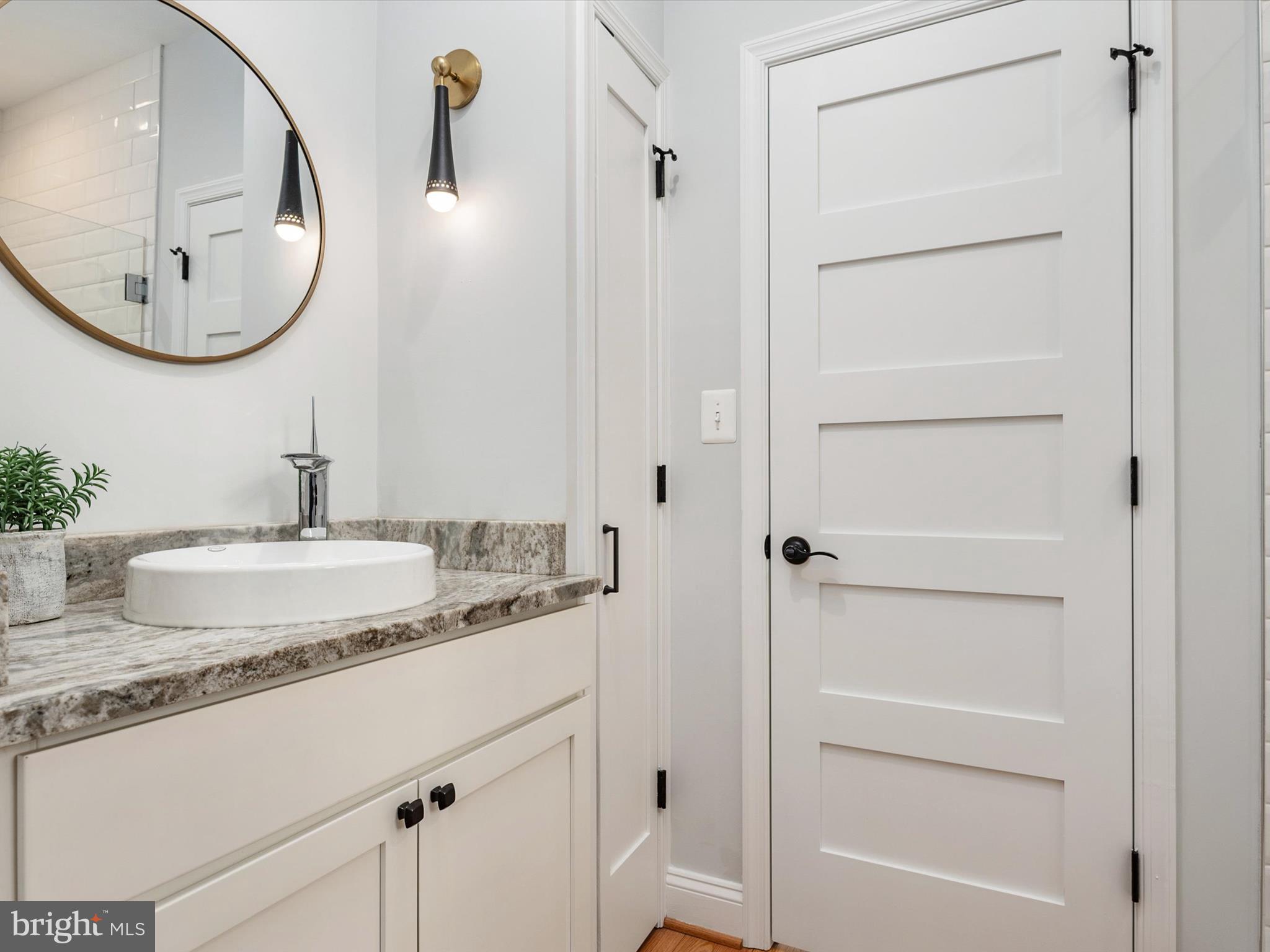 EASTPORT - Residential