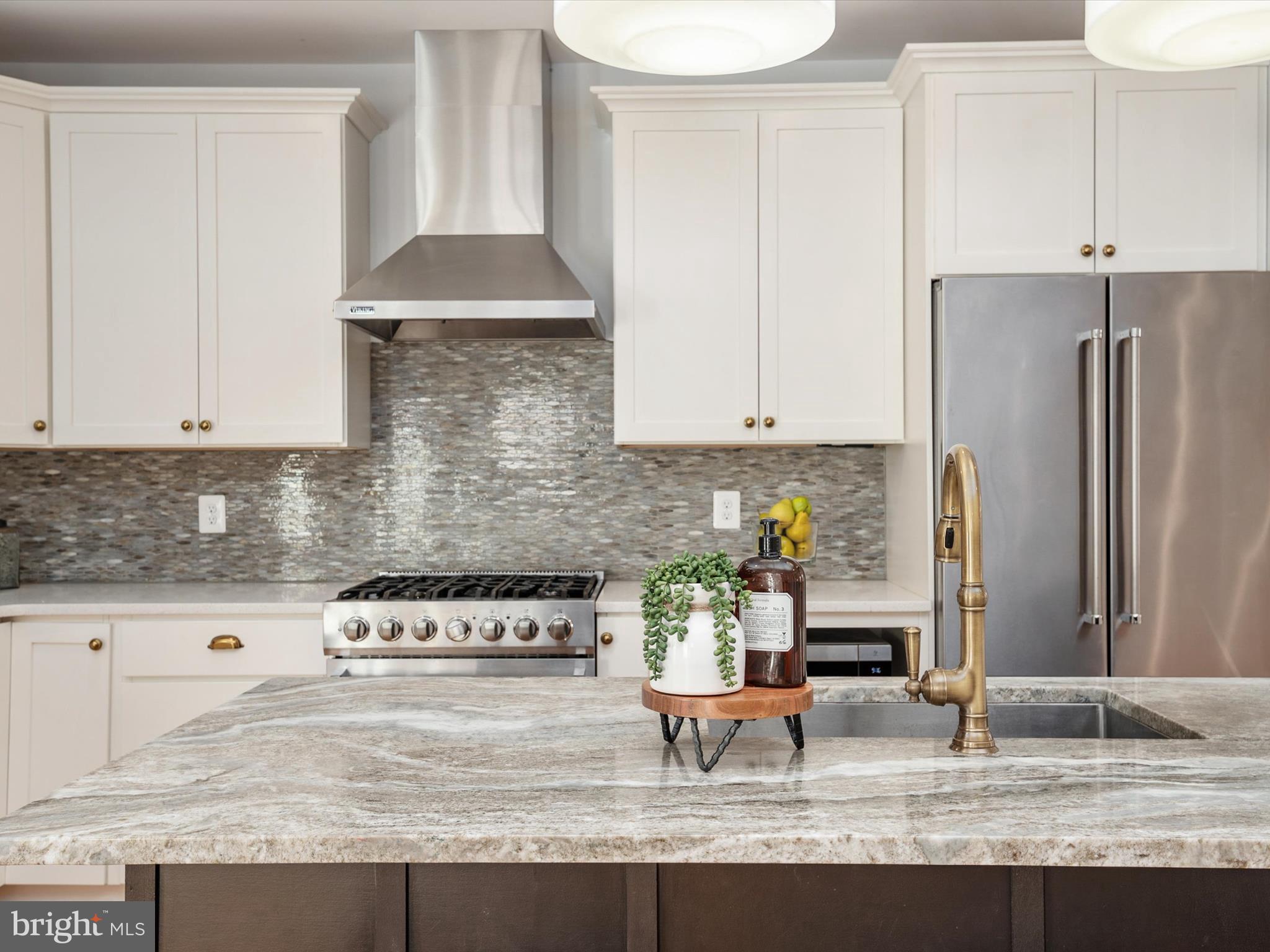 EASTPORT - Residential