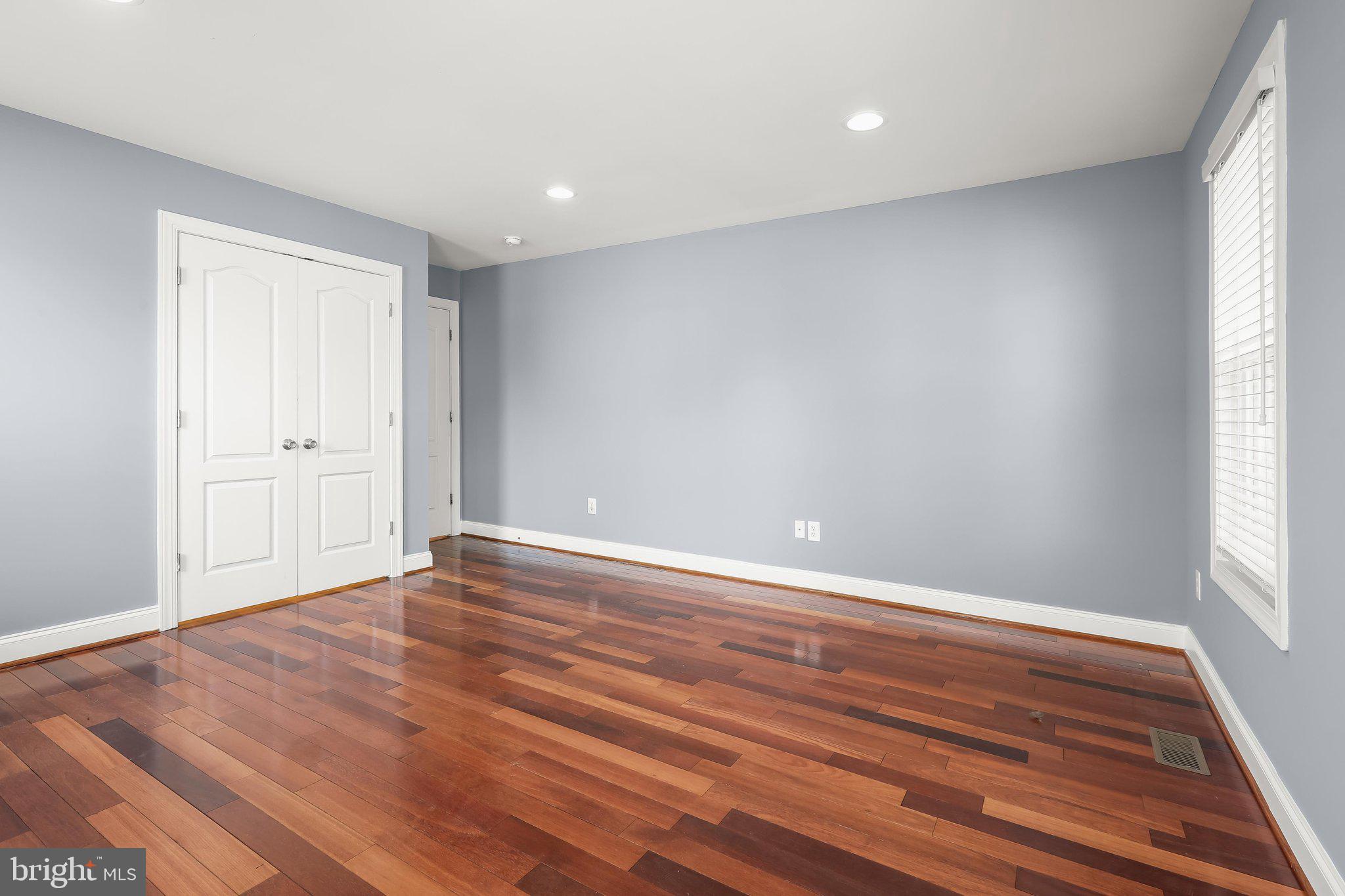 2639 FAIT AVENUE