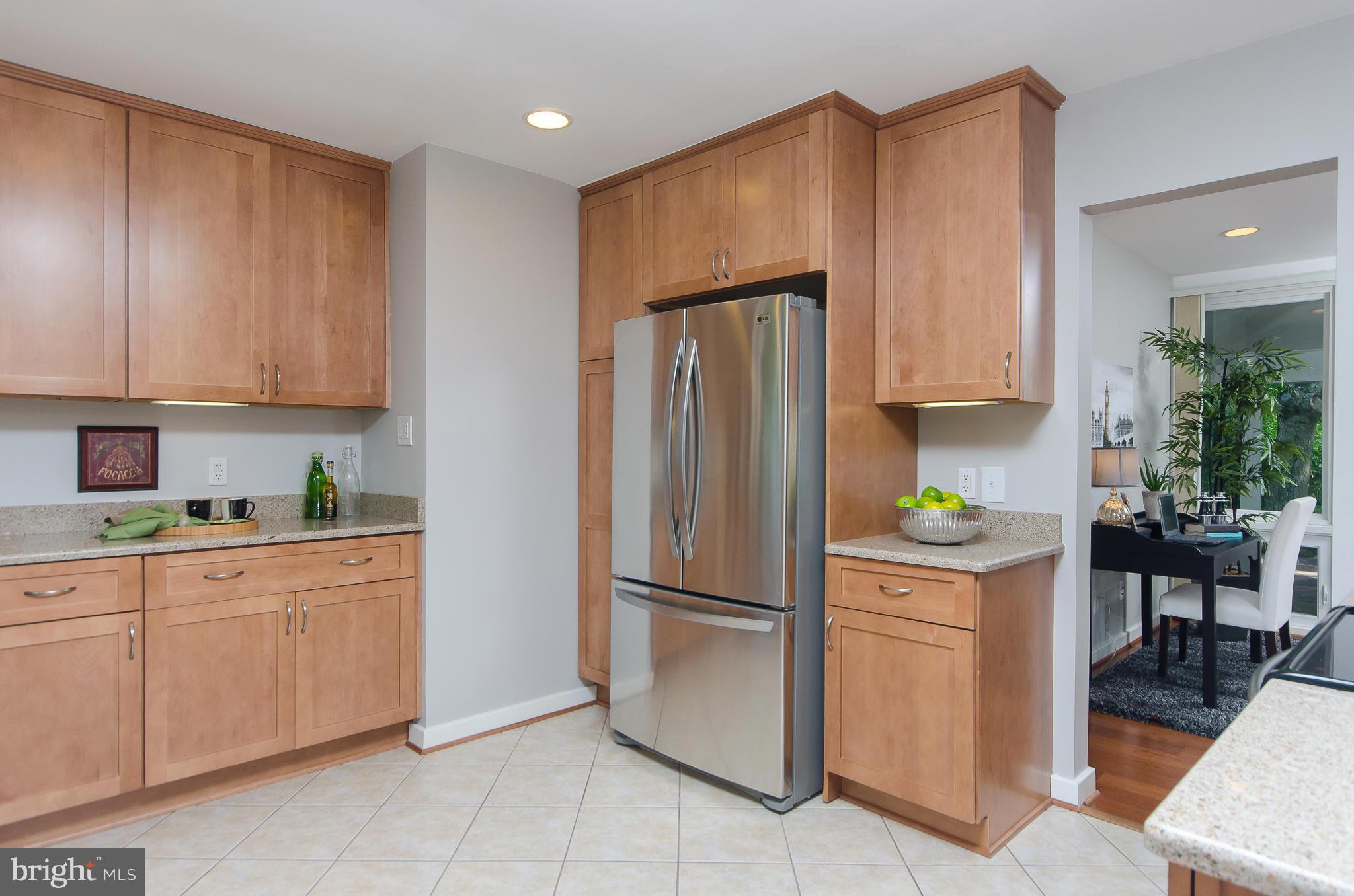 HOLLIN HILLS - Residential