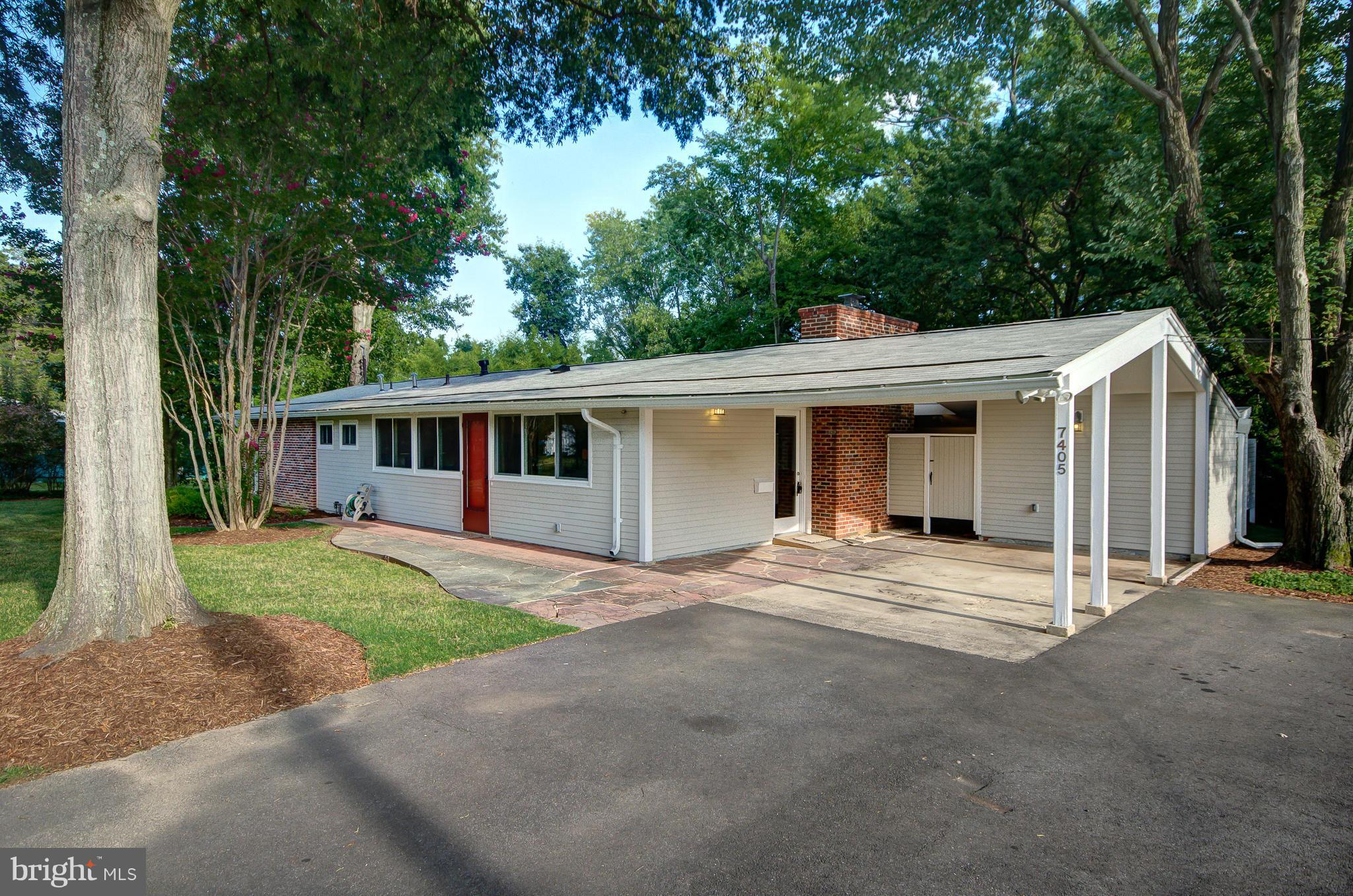 HOLLIN HILLS - Residential