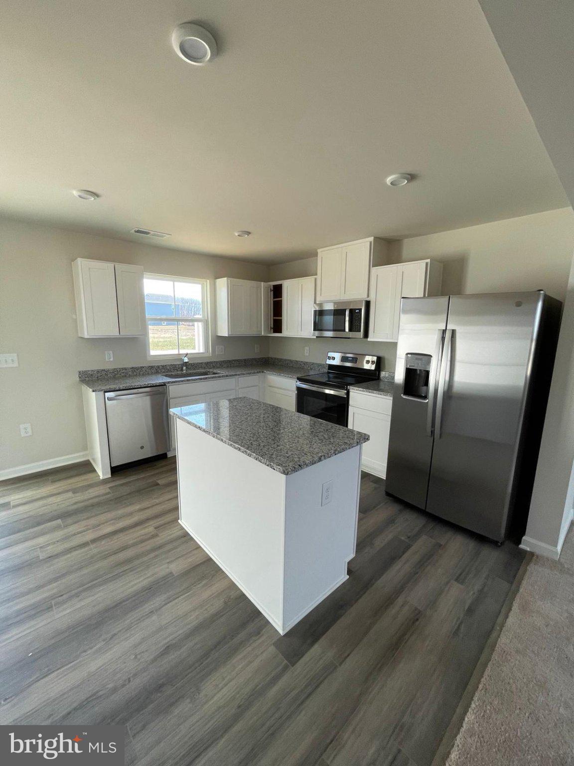 776 CARSON CIRCLE