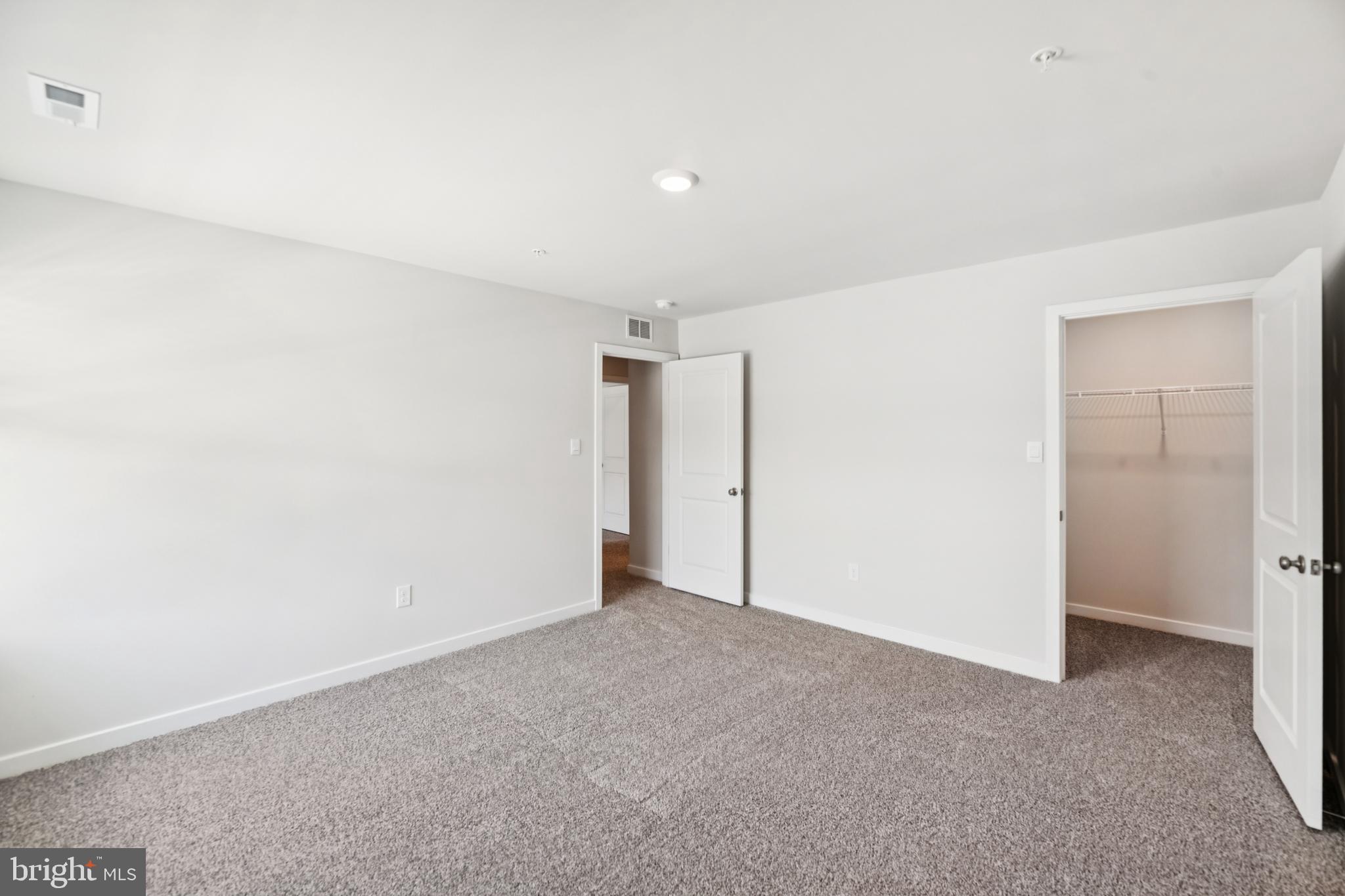 RED HILL - Residential