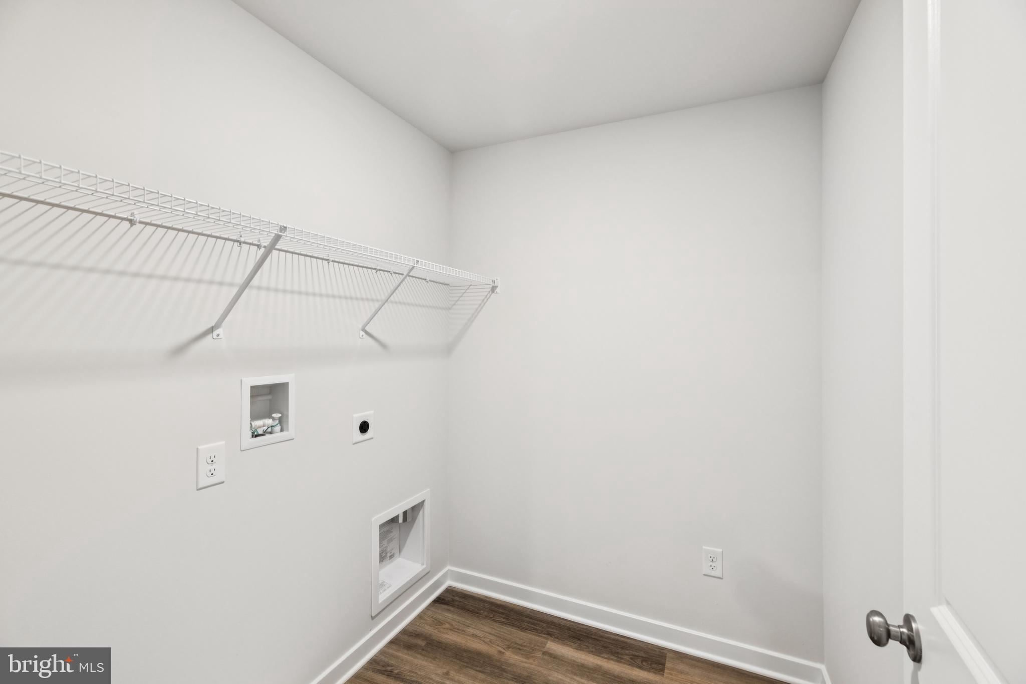 RED HILL - Residential