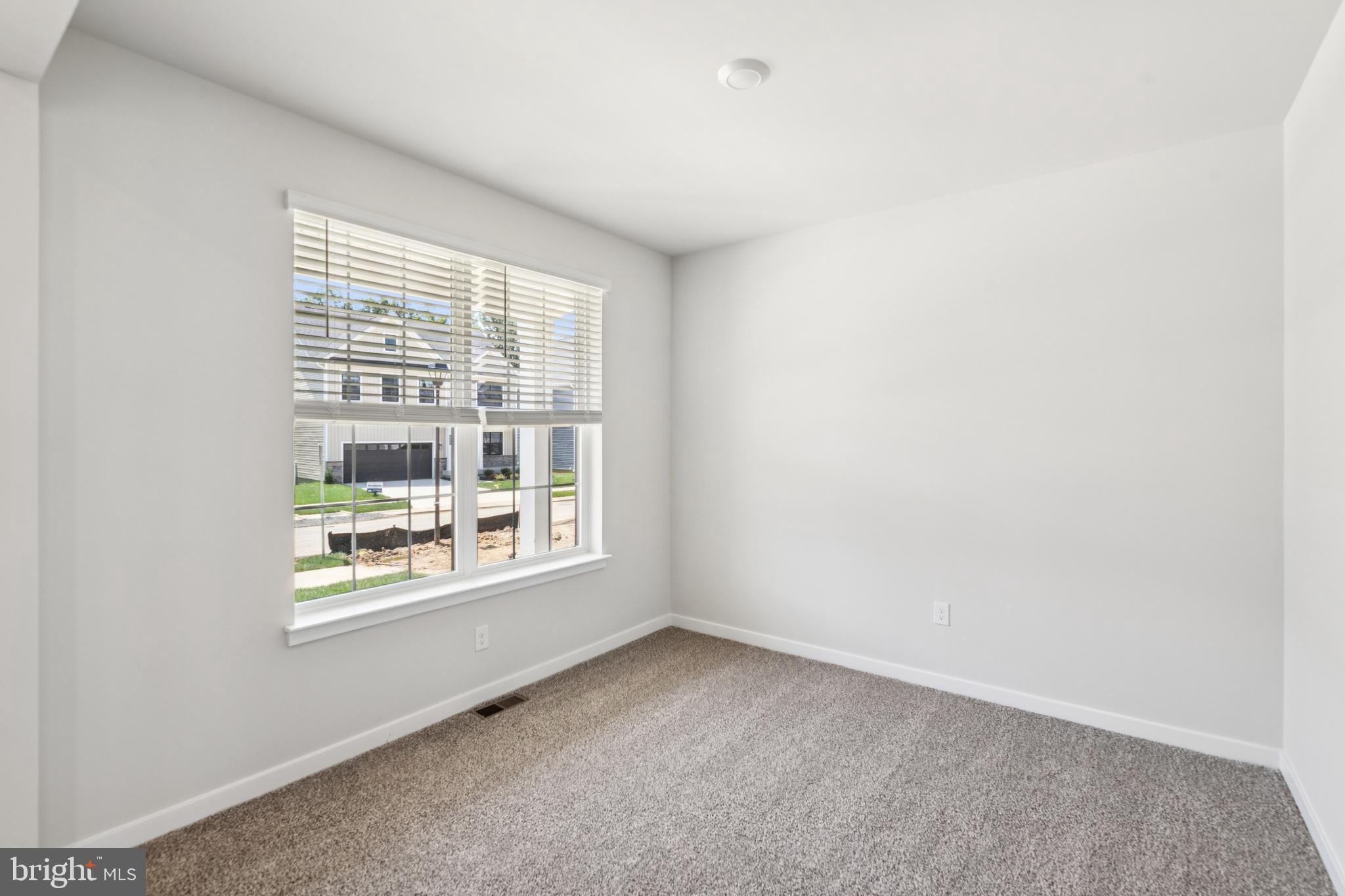 RED HILL - Residential