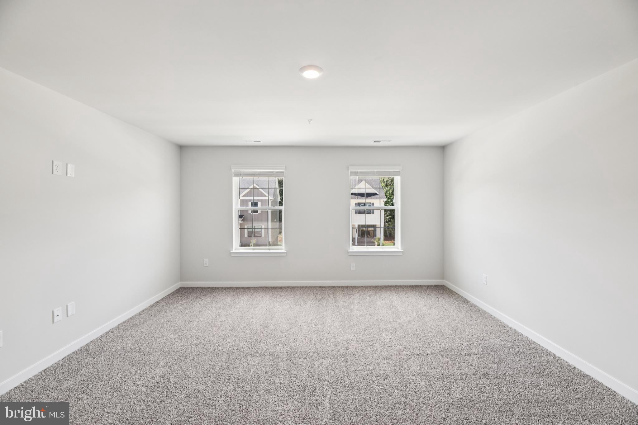 RED HILL - Residential