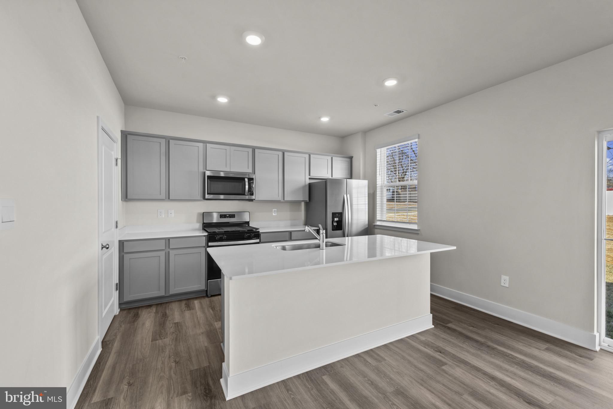 RED HILL - Residential