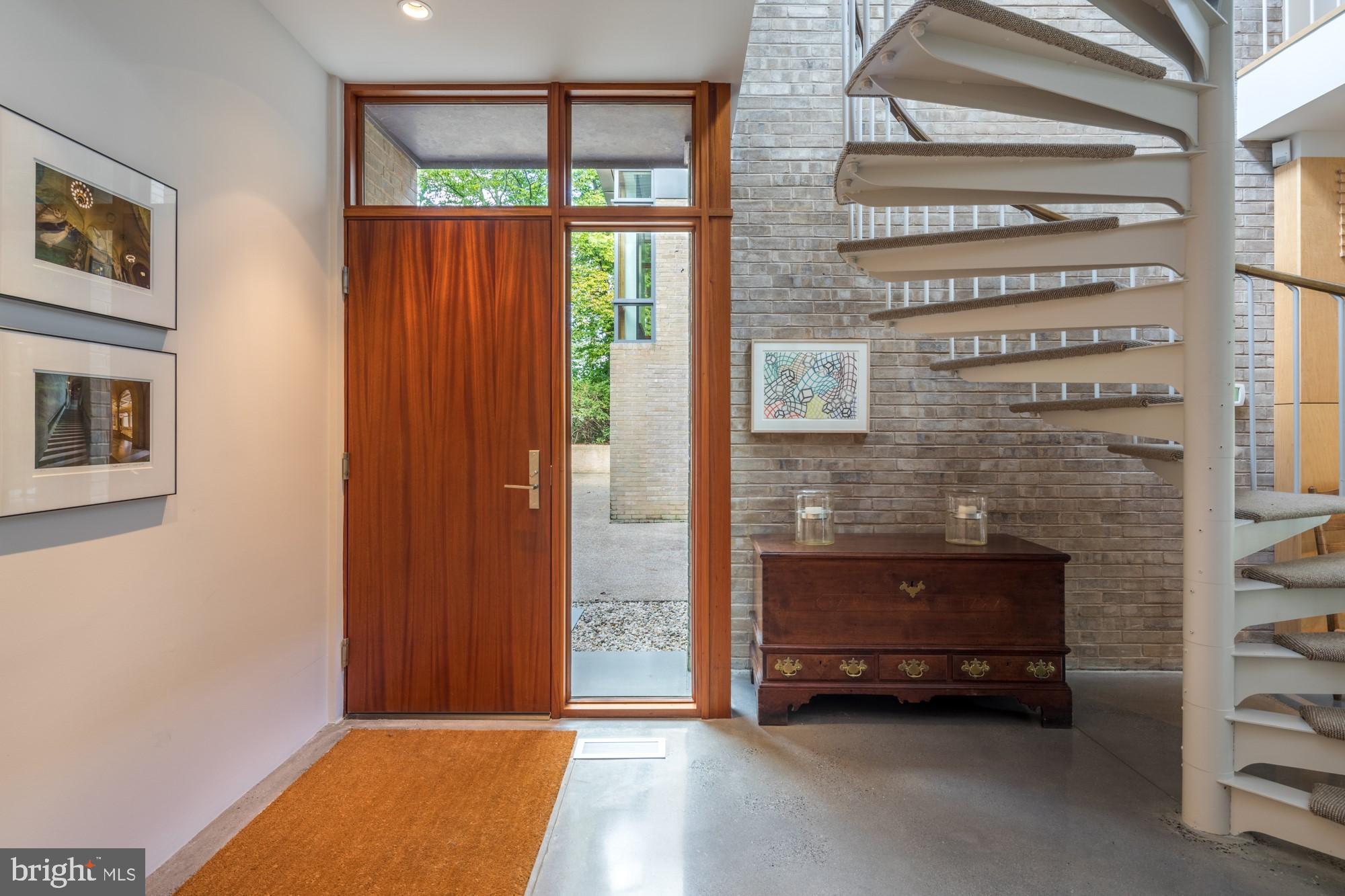 ARLINGWOOD - Residential