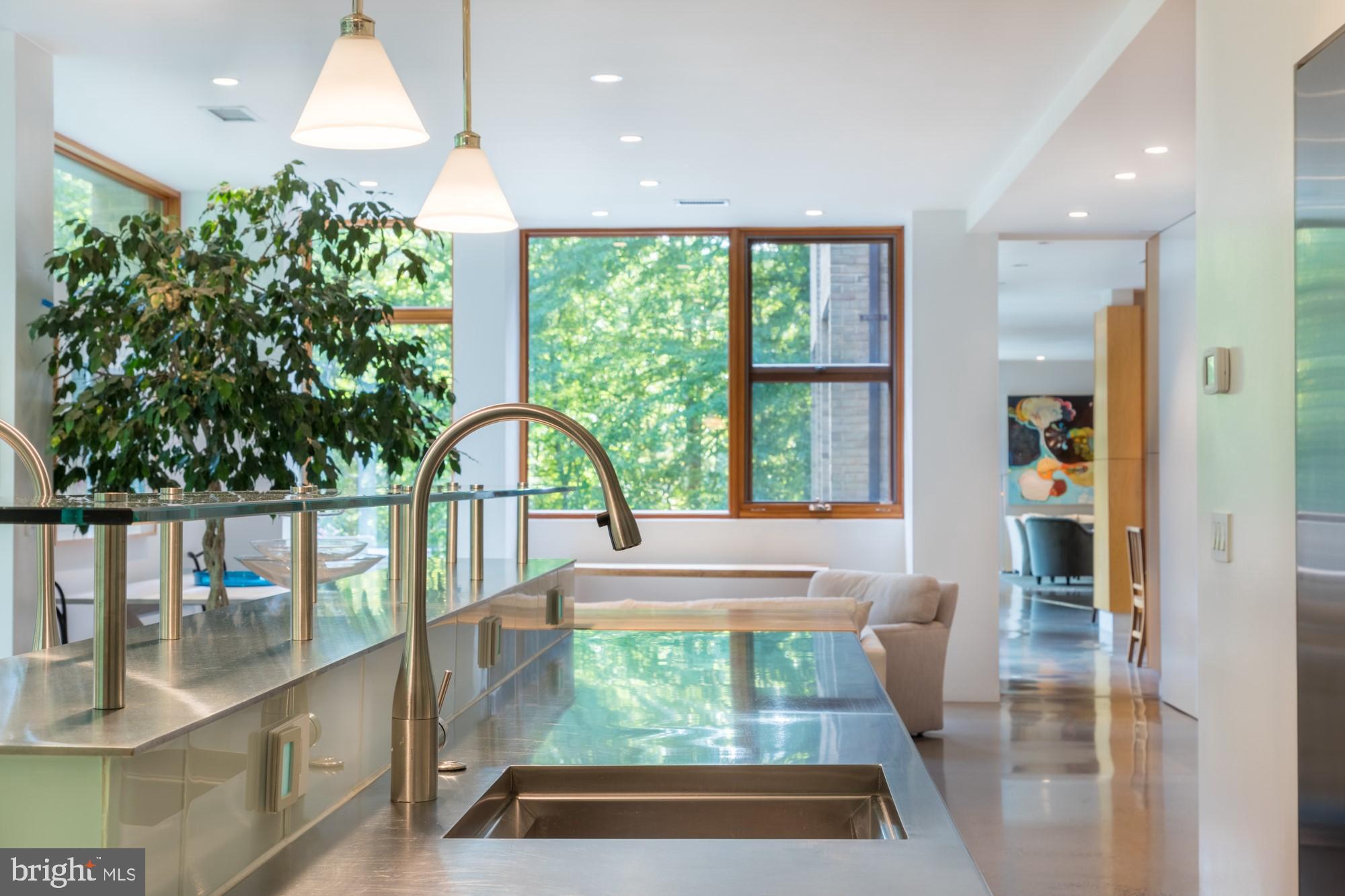 ARLINGWOOD - Residential