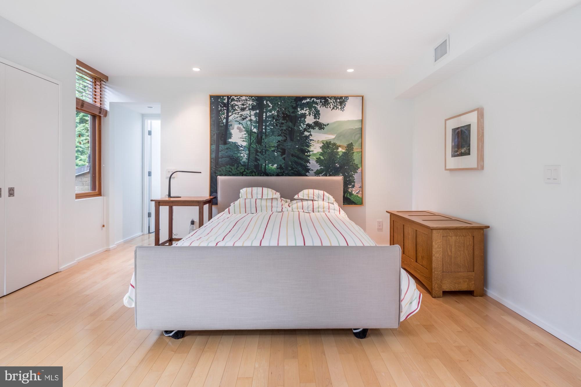 ARLINGWOOD - Residential