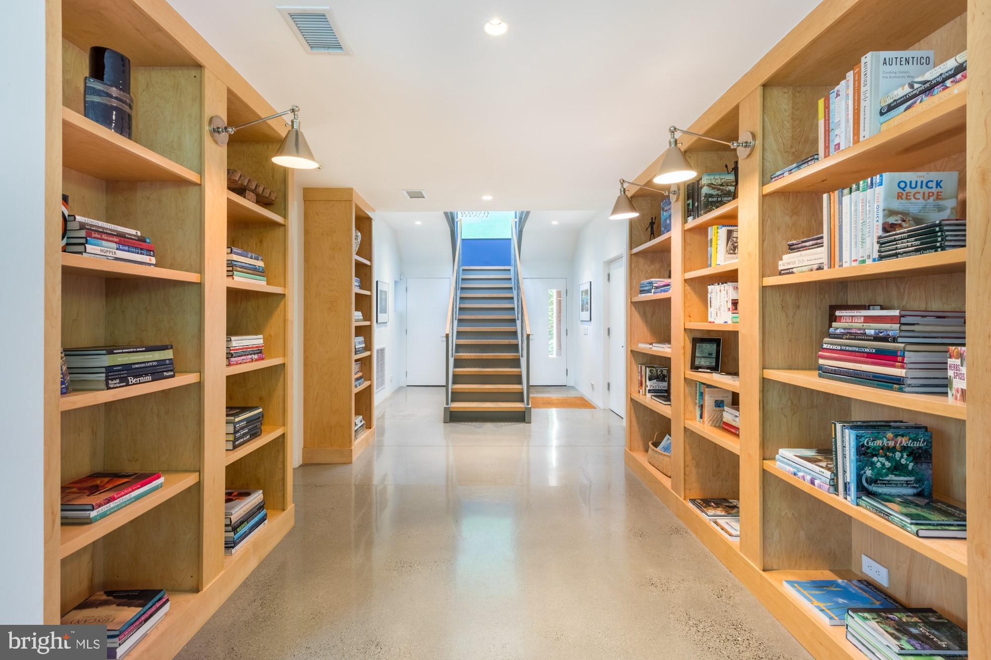 ARLINGWOOD - Residential