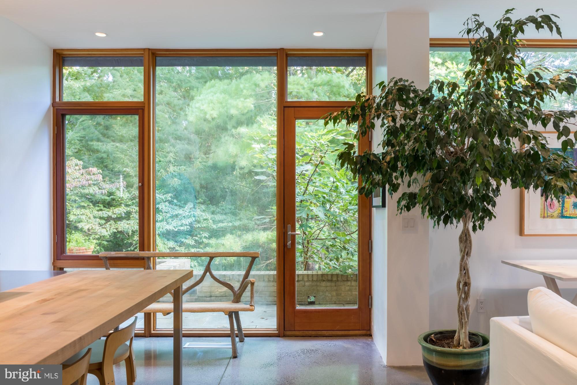 ARLINGWOOD - Residential