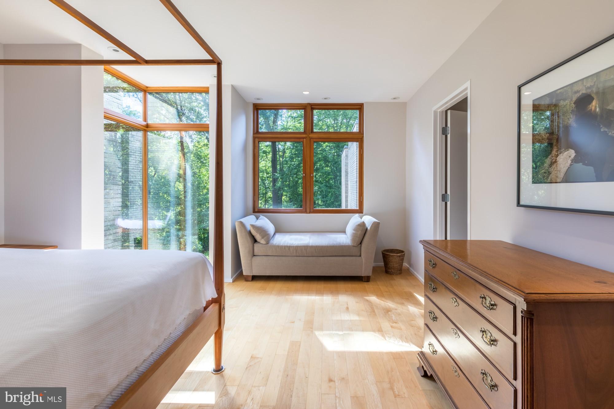 ARLINGWOOD - Residential