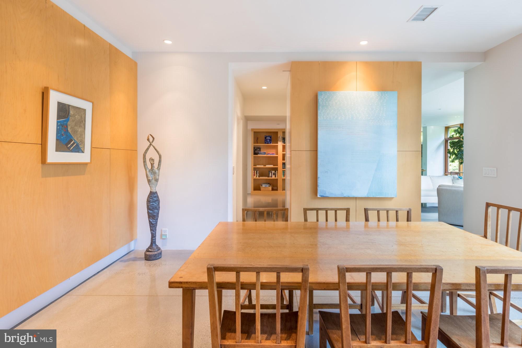 ARLINGWOOD - Residential