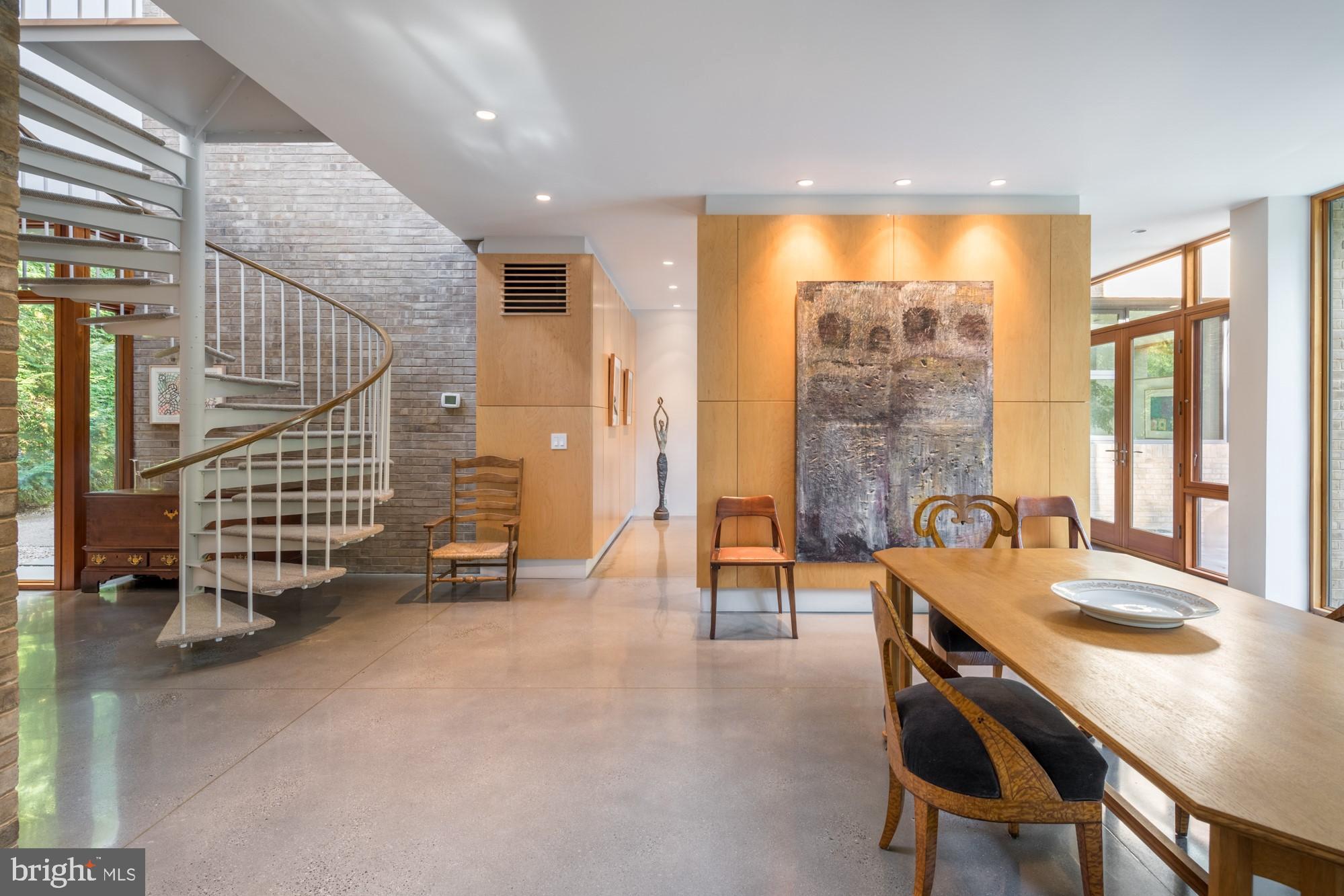 ARLINGWOOD - Residential