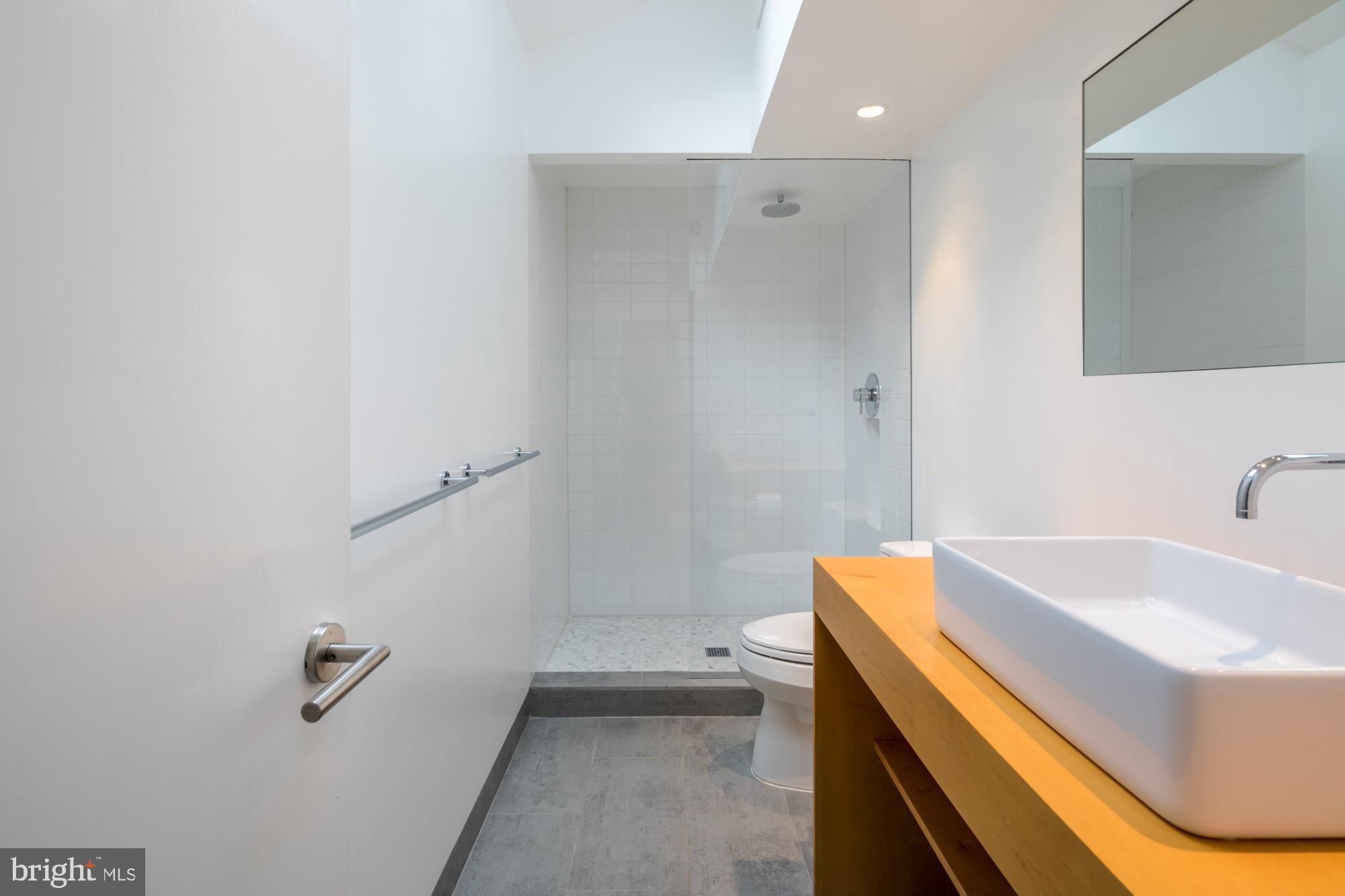 ARLINGWOOD - Residential