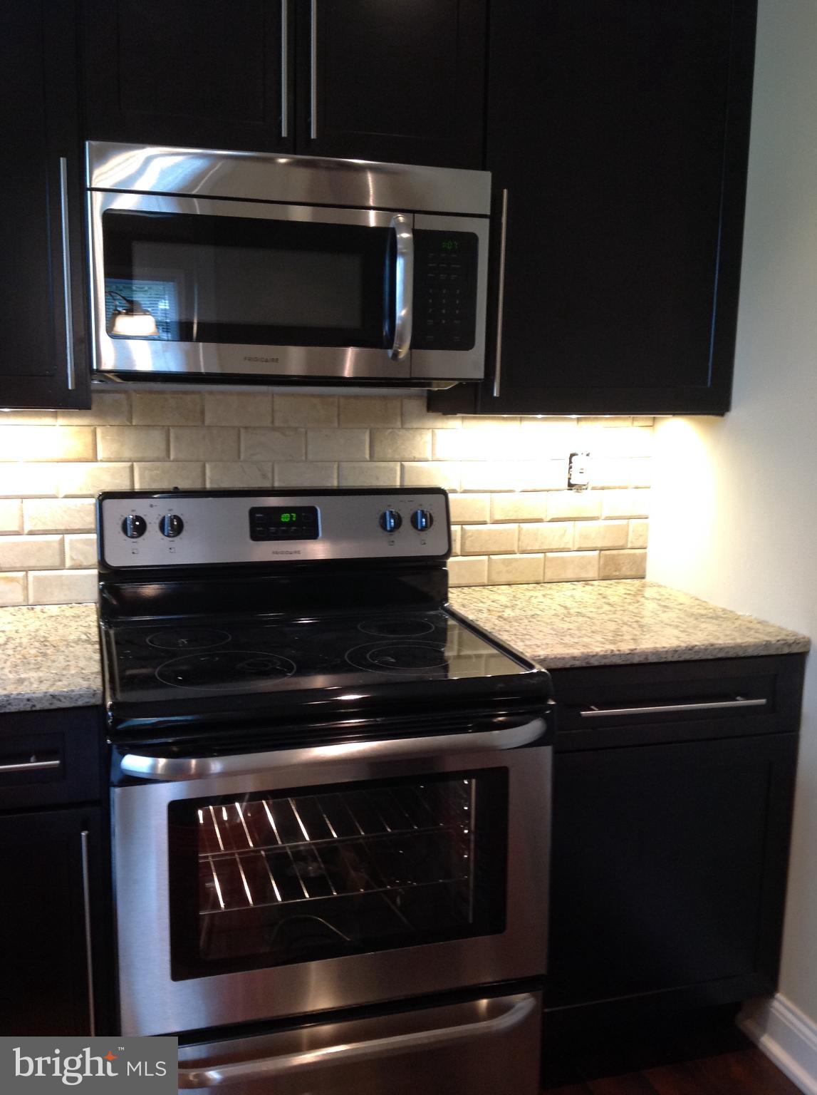 LAFAYETTE HILL - Residential Lease