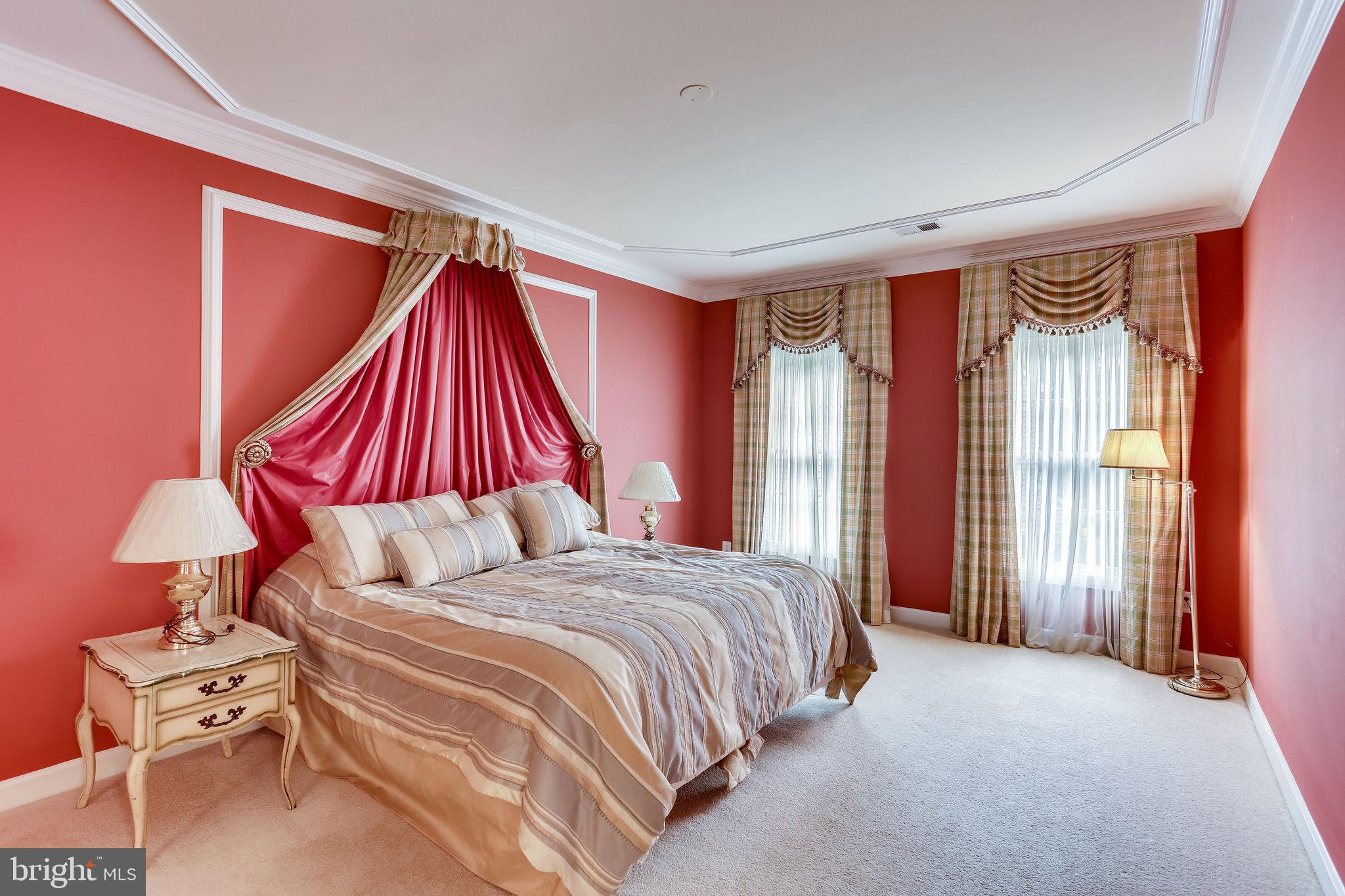 COURTHOUSE COMMONS - Residential